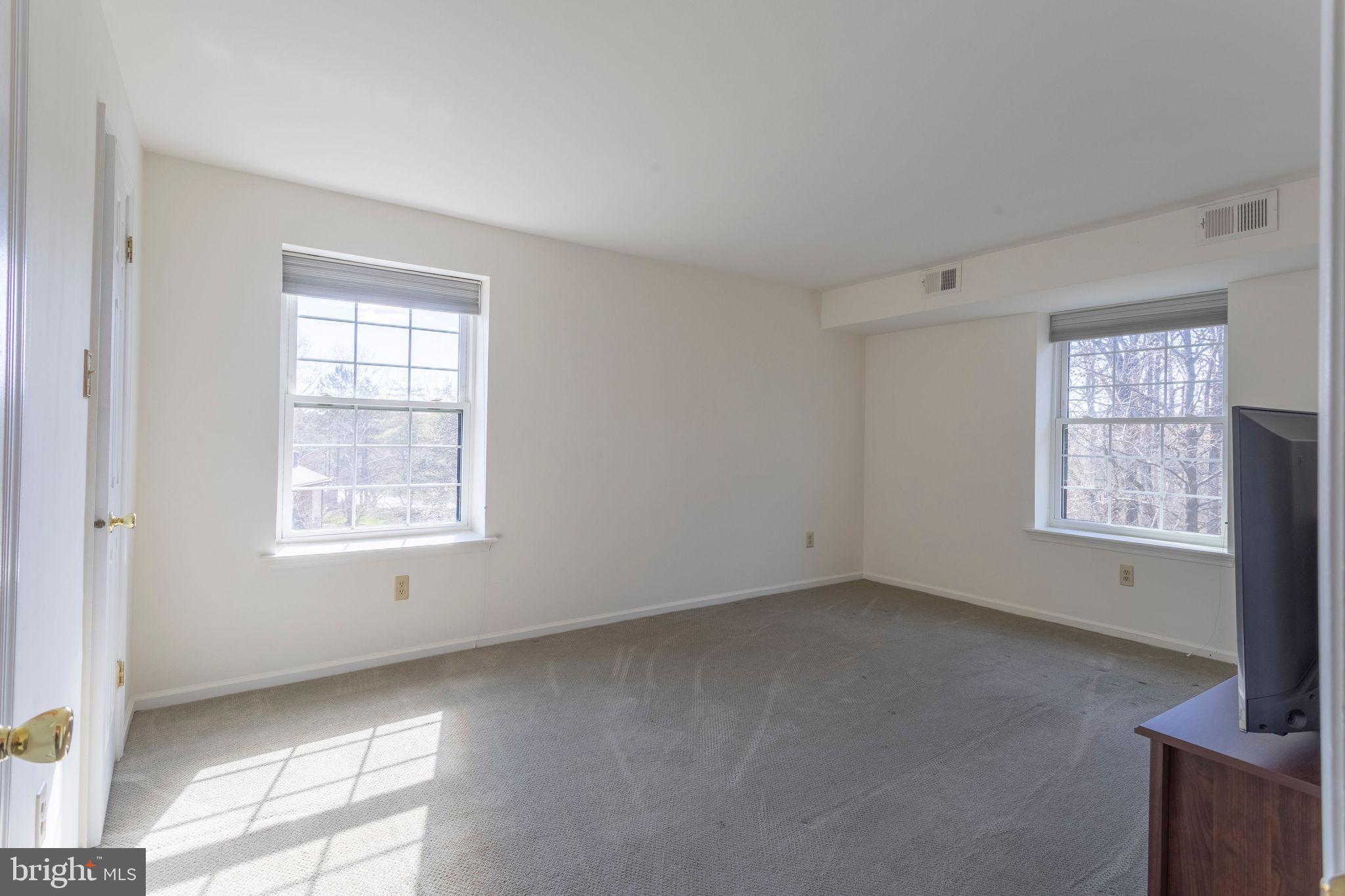 EAGLES RIDGE - Residential