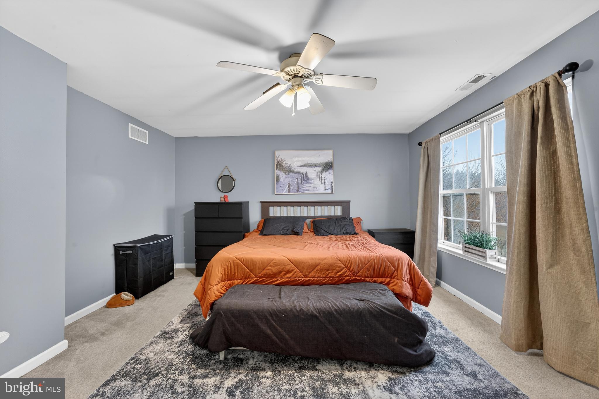 CHIMNEY HILL - Residential