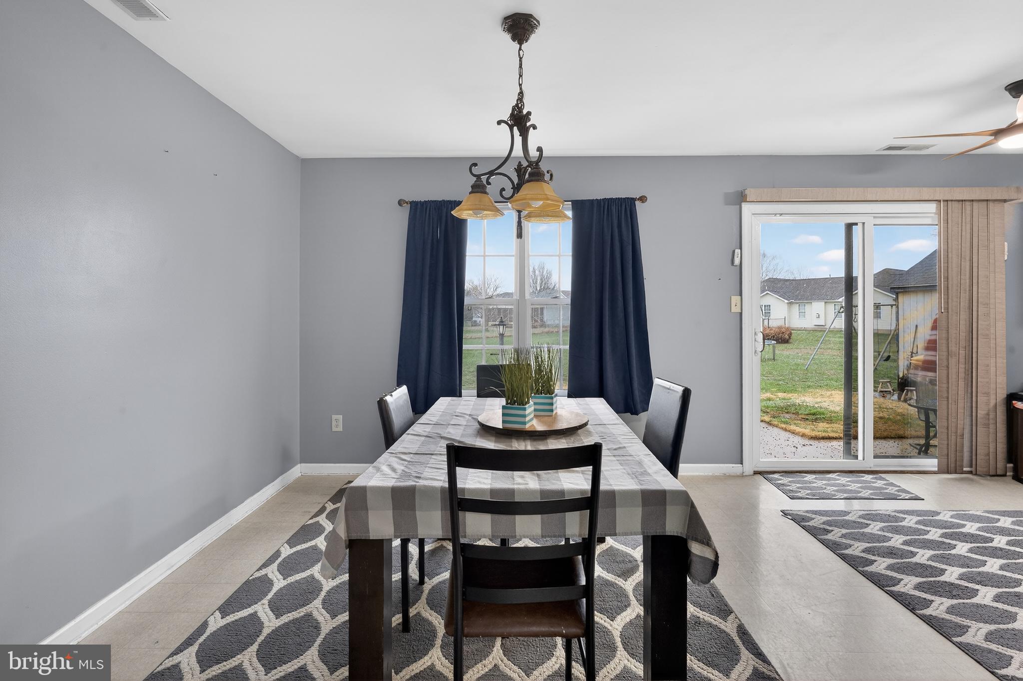 CHIMNEY HILL - Residential