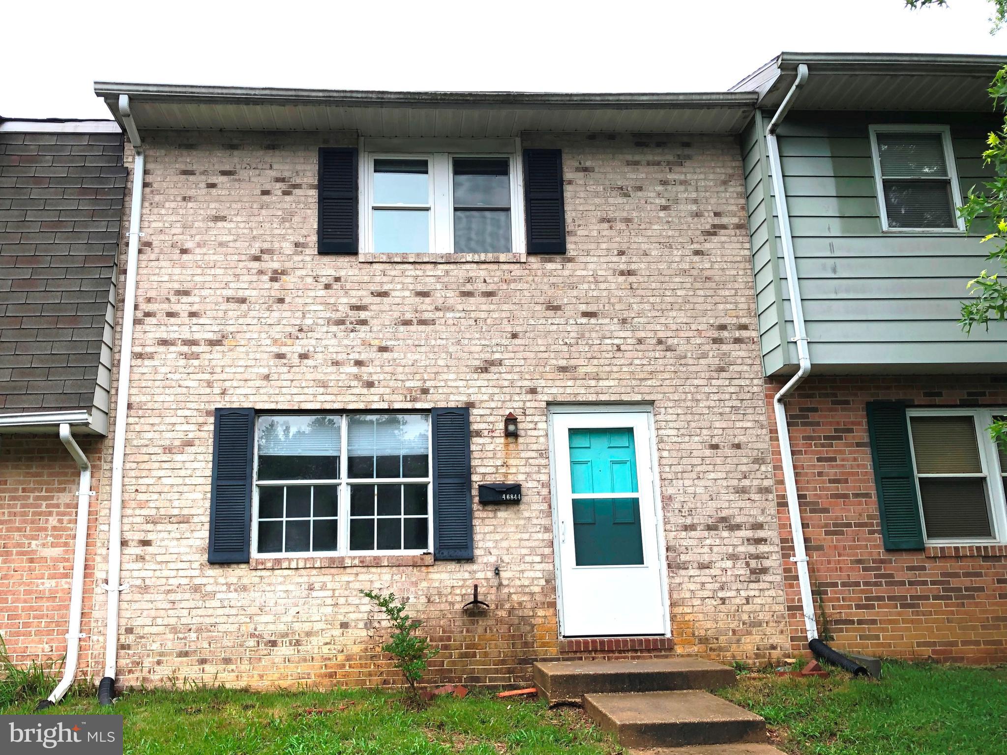 COLONY SQUARE - Residential Lease