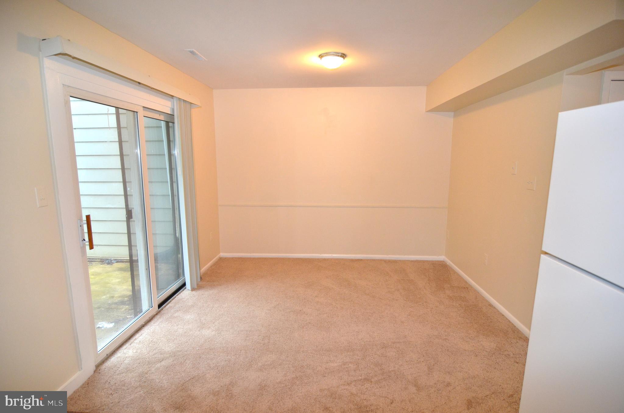 COLONY SQUARE - Residential Lease