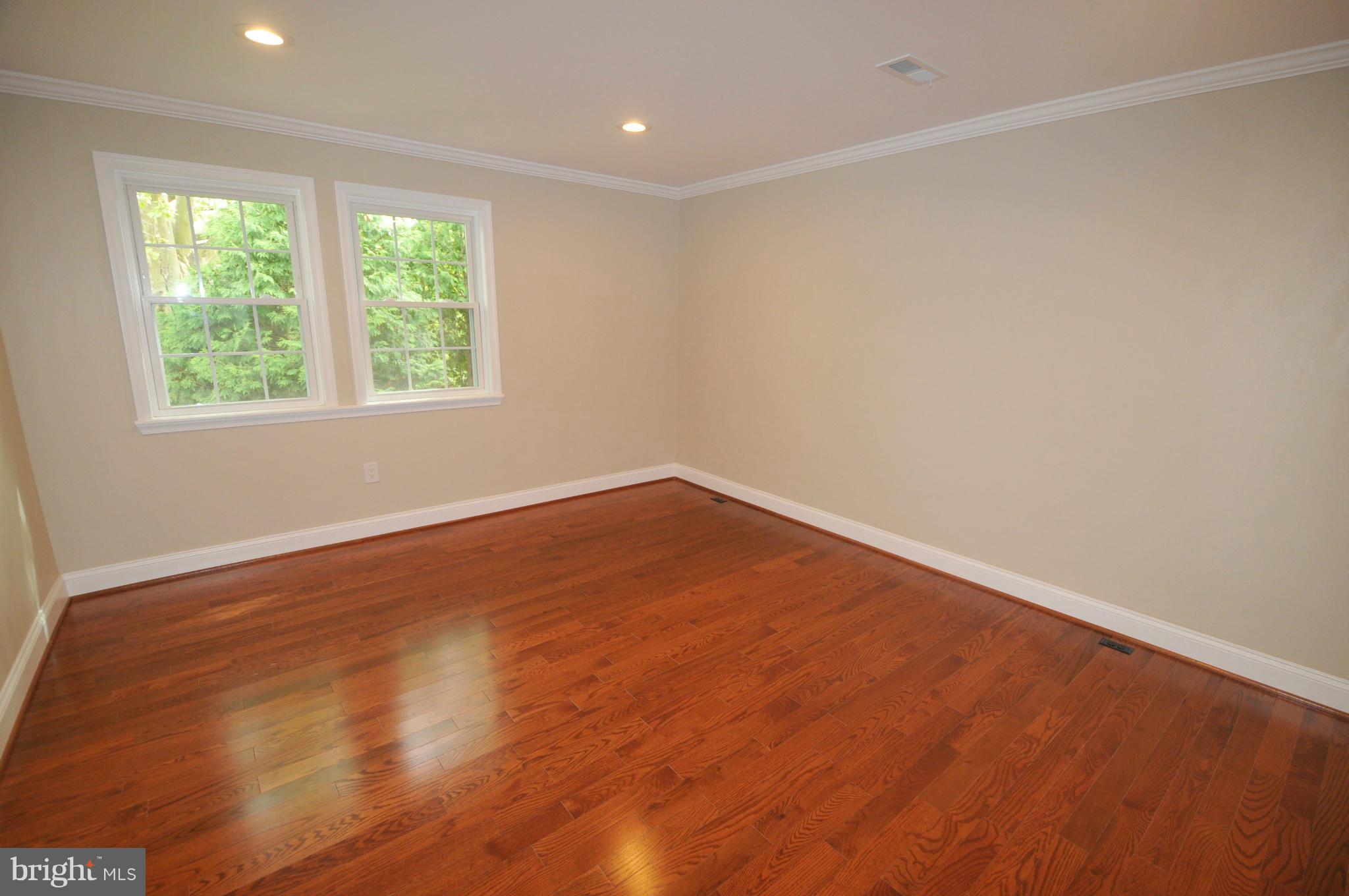 RODGERS FORGE - Residential