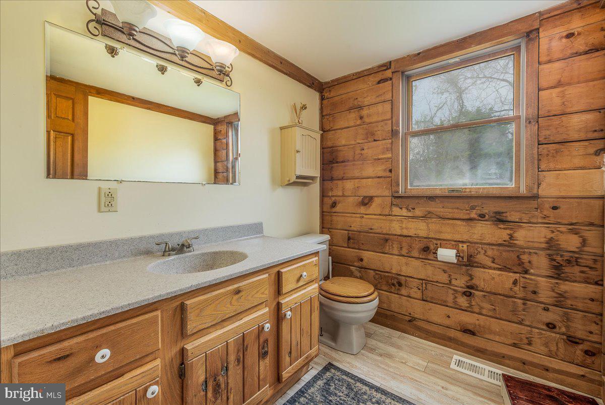 POTOMAC RIVER FARMS - Residential