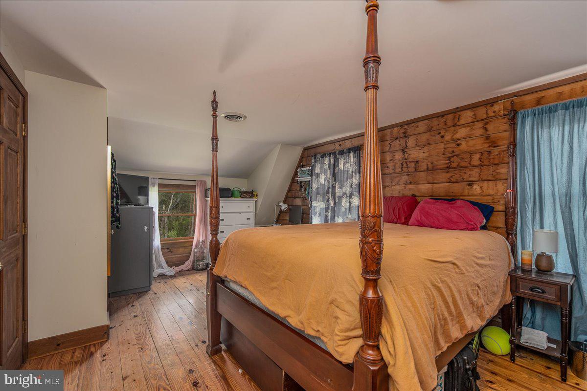 POTOMAC RIVER FARMS - Residential