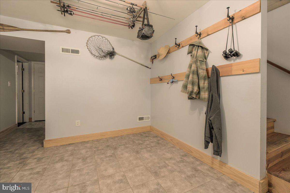 POTOMAC RIVER FARMS - Residential