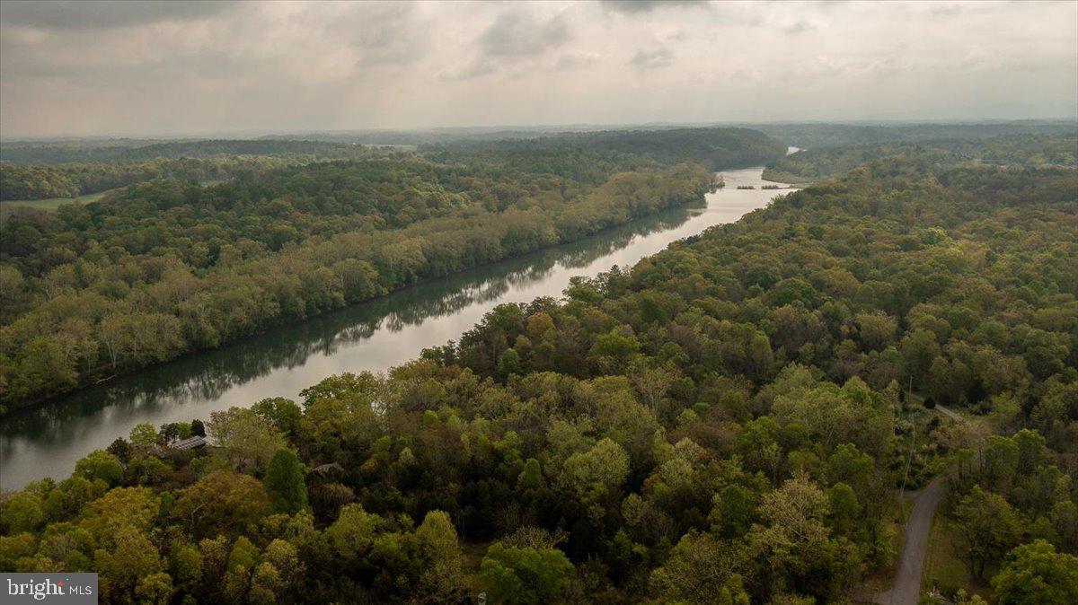POTOMAC RIVER FARMS - Residential