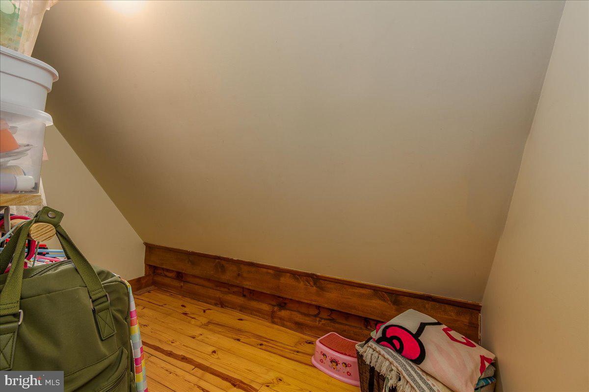 POTOMAC RIVER FARMS - Residential