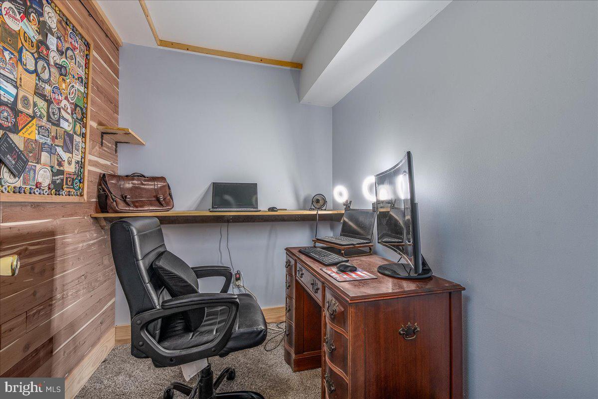 POTOMAC RIVER FARMS - Residential