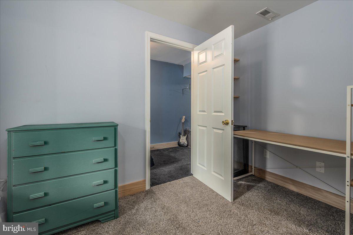 POTOMAC RIVER FARMS - Residential