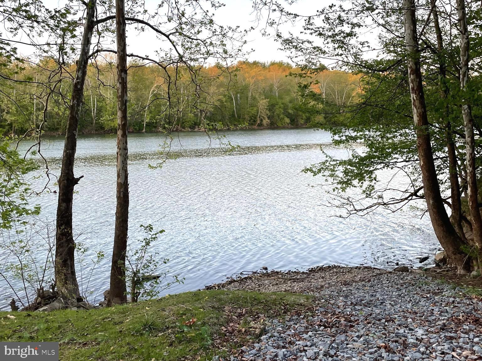 POTOMAC RIVER FARMS - Residential