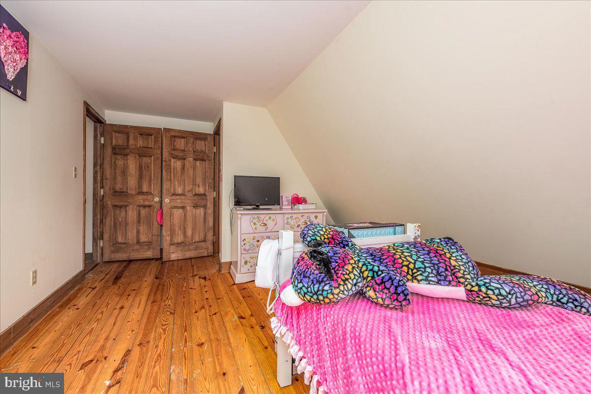 POTOMAC RIVER FARMS - Residential