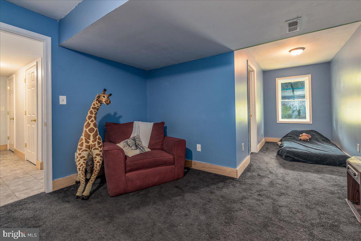 POTOMAC RIVER FARMS - Residential