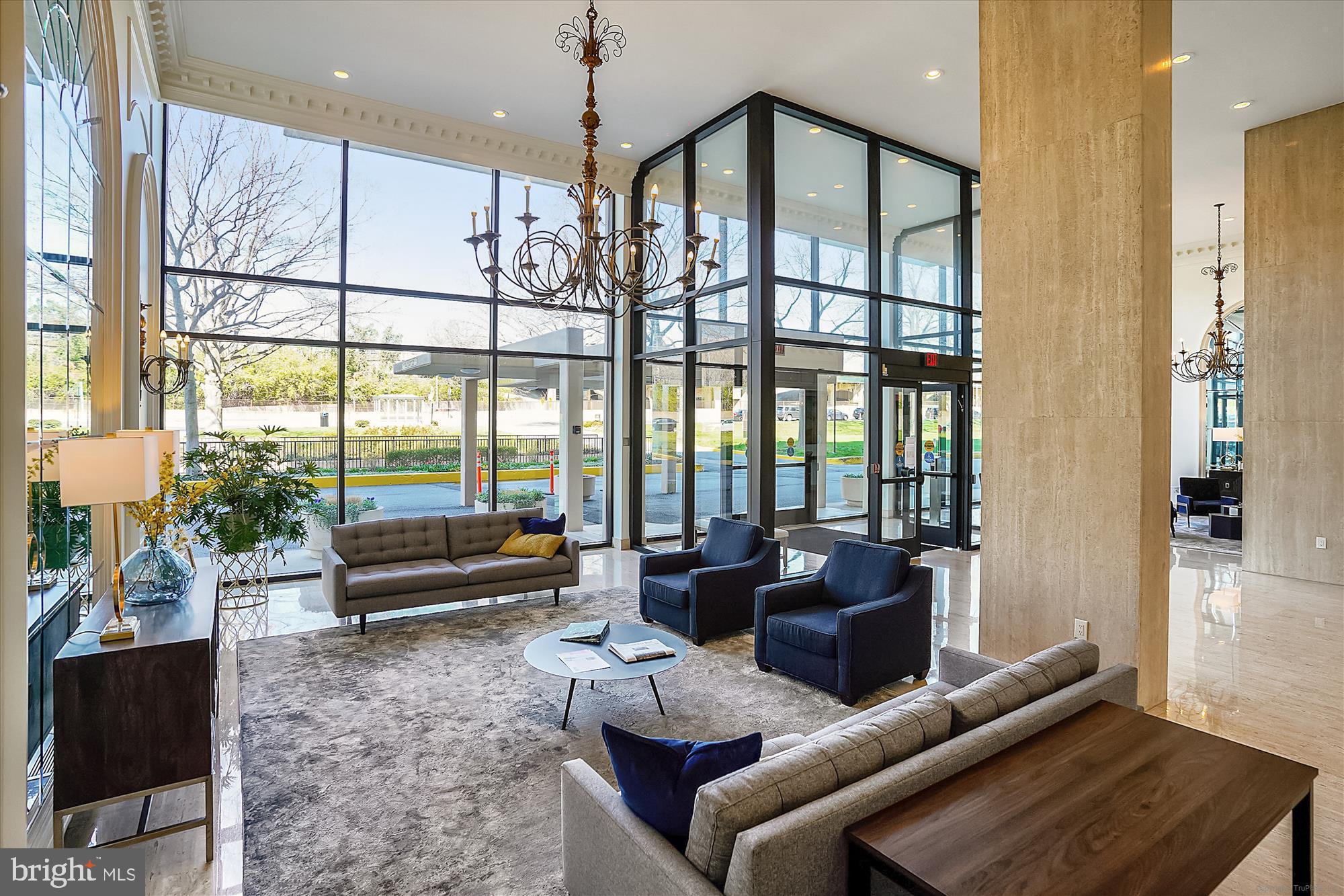 HORIZON HOUSE - Residential Lease