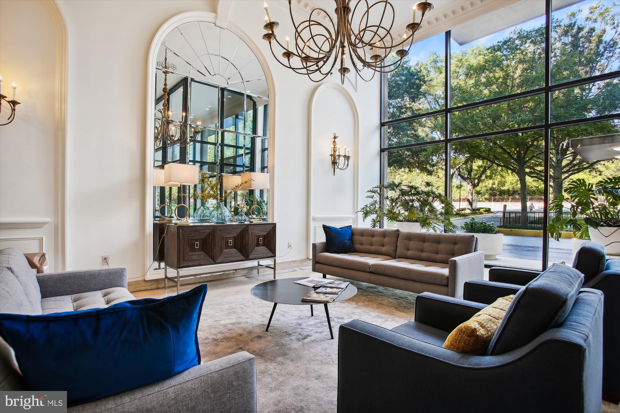 HORIZON HOUSE - Residential Lease