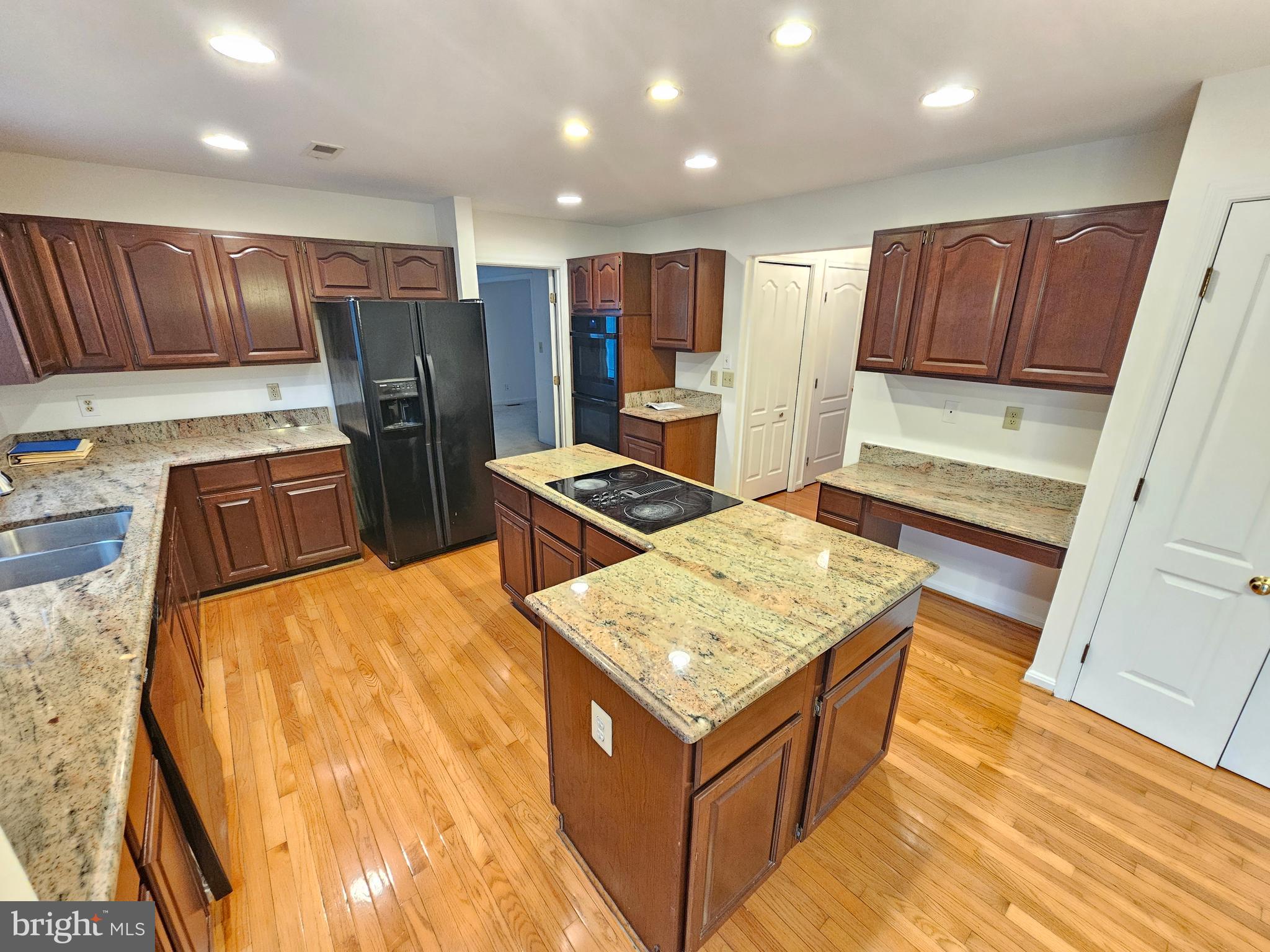 DORAL - Residential Lease