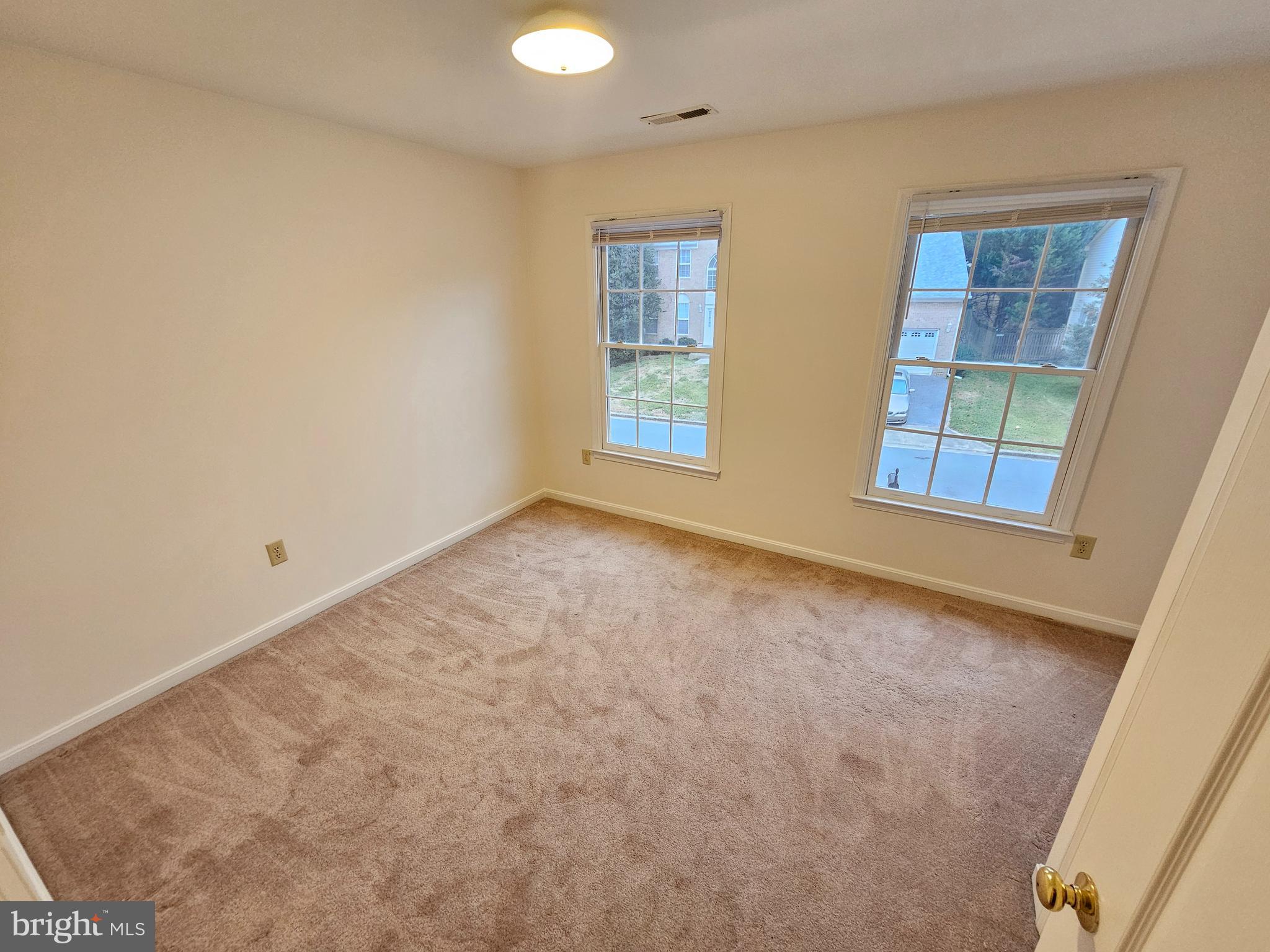 DORAL - Residential Lease