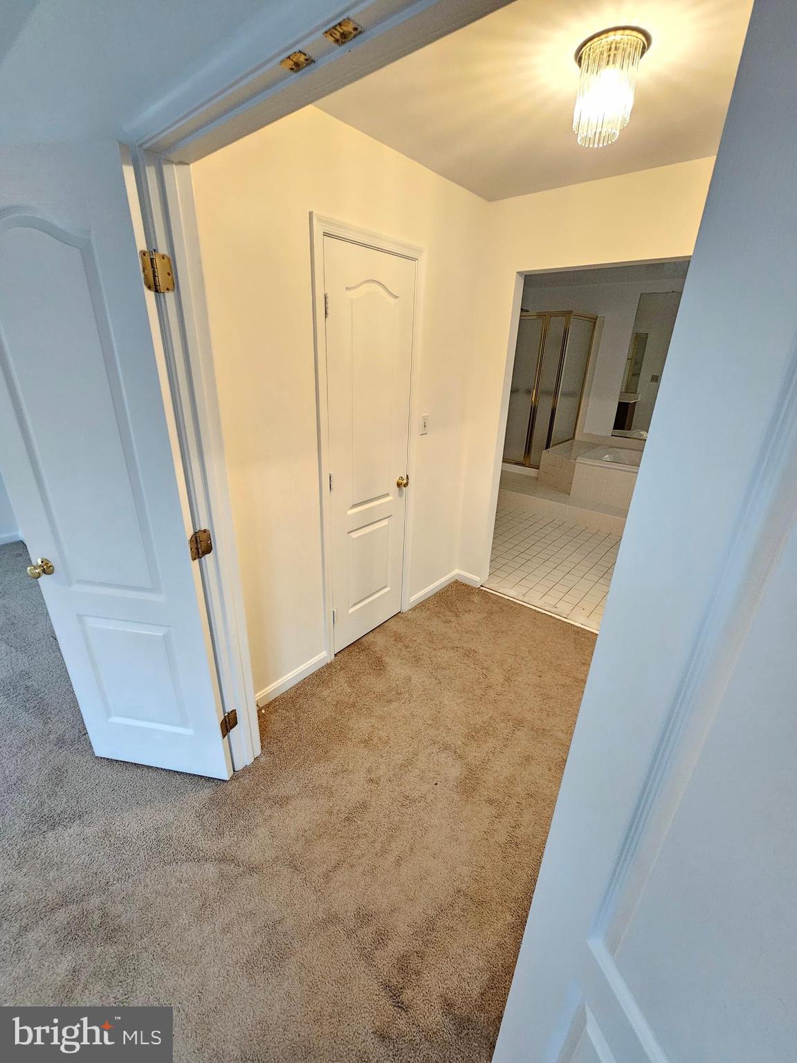 DORAL - Residential Lease