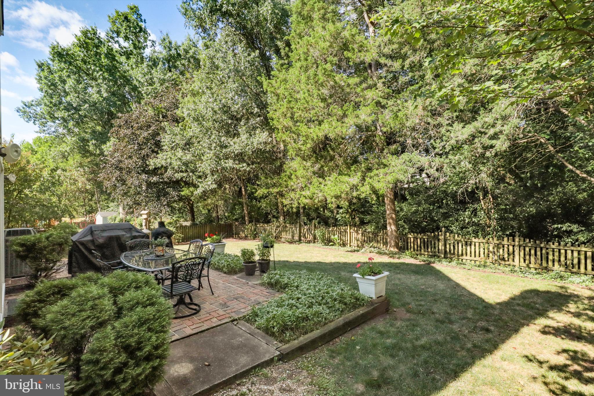 SEQUOIA FARMS - Residential