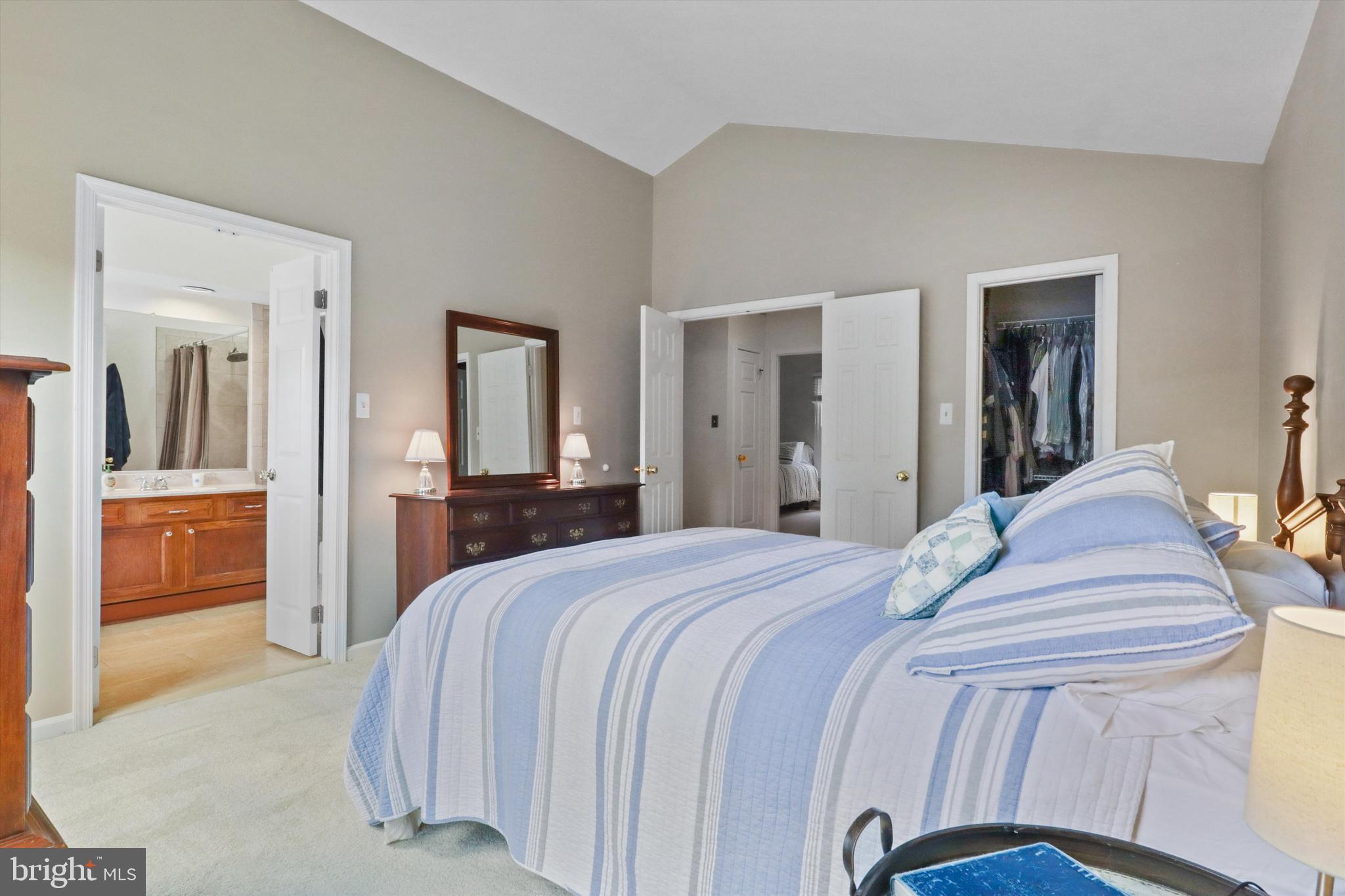 SEQUOIA FARMS - Residential