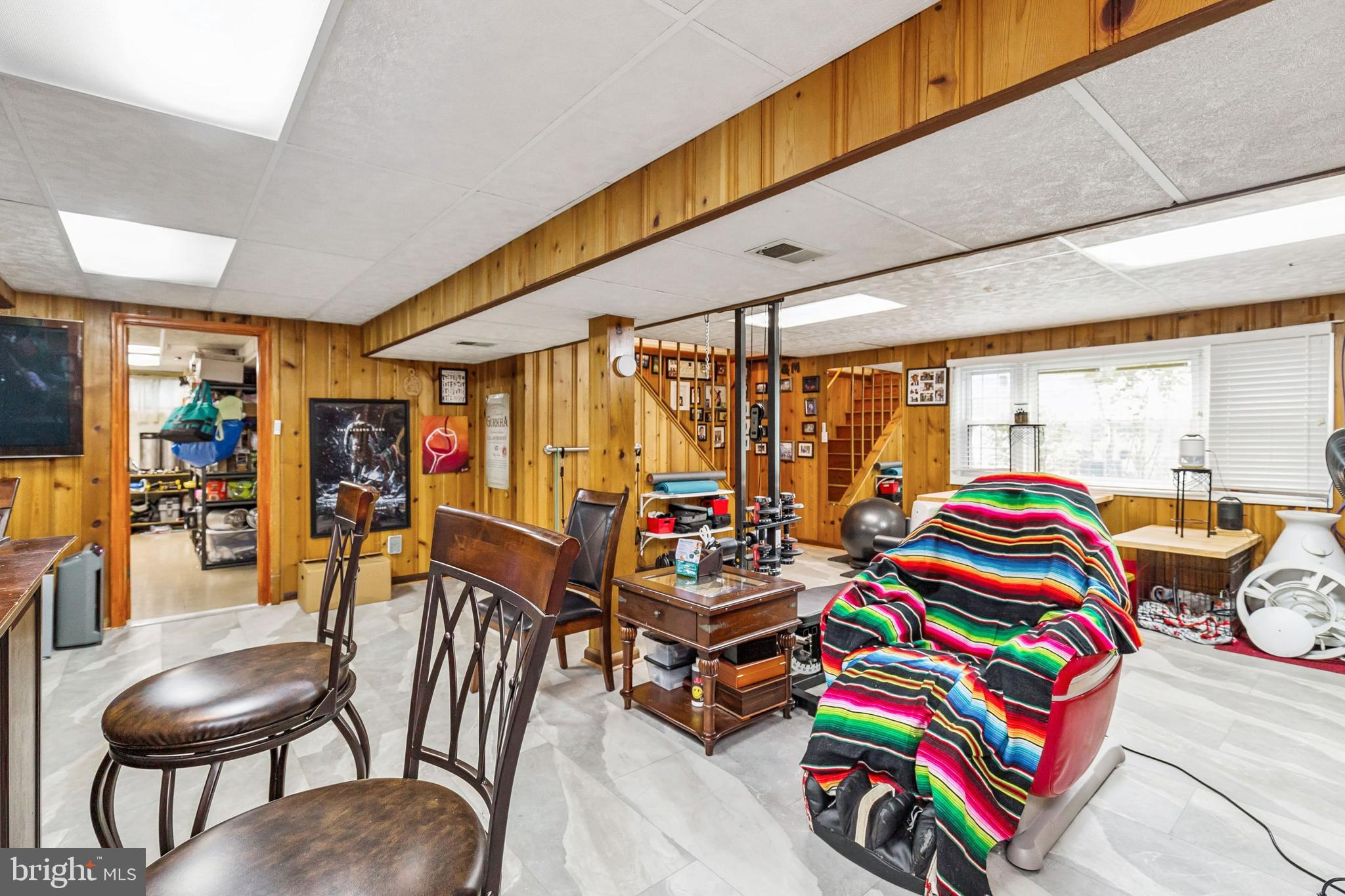 FAIRFAX ACRES - Residential