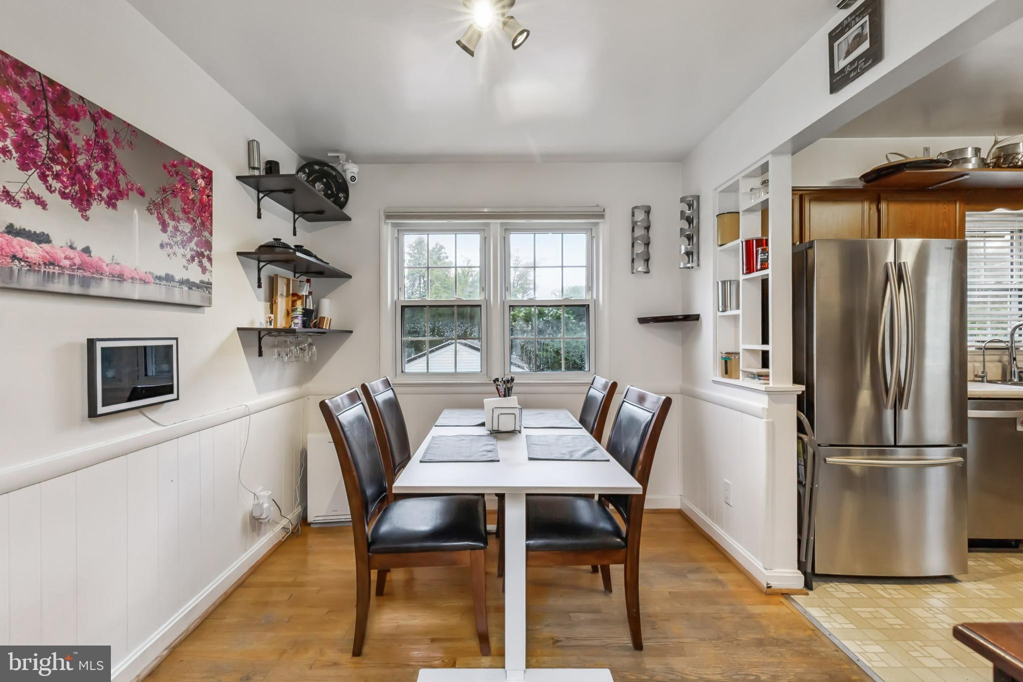 FAIRFAX ACRES - Residential