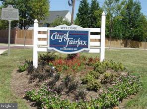 FAIRFAX ACRES - Residential