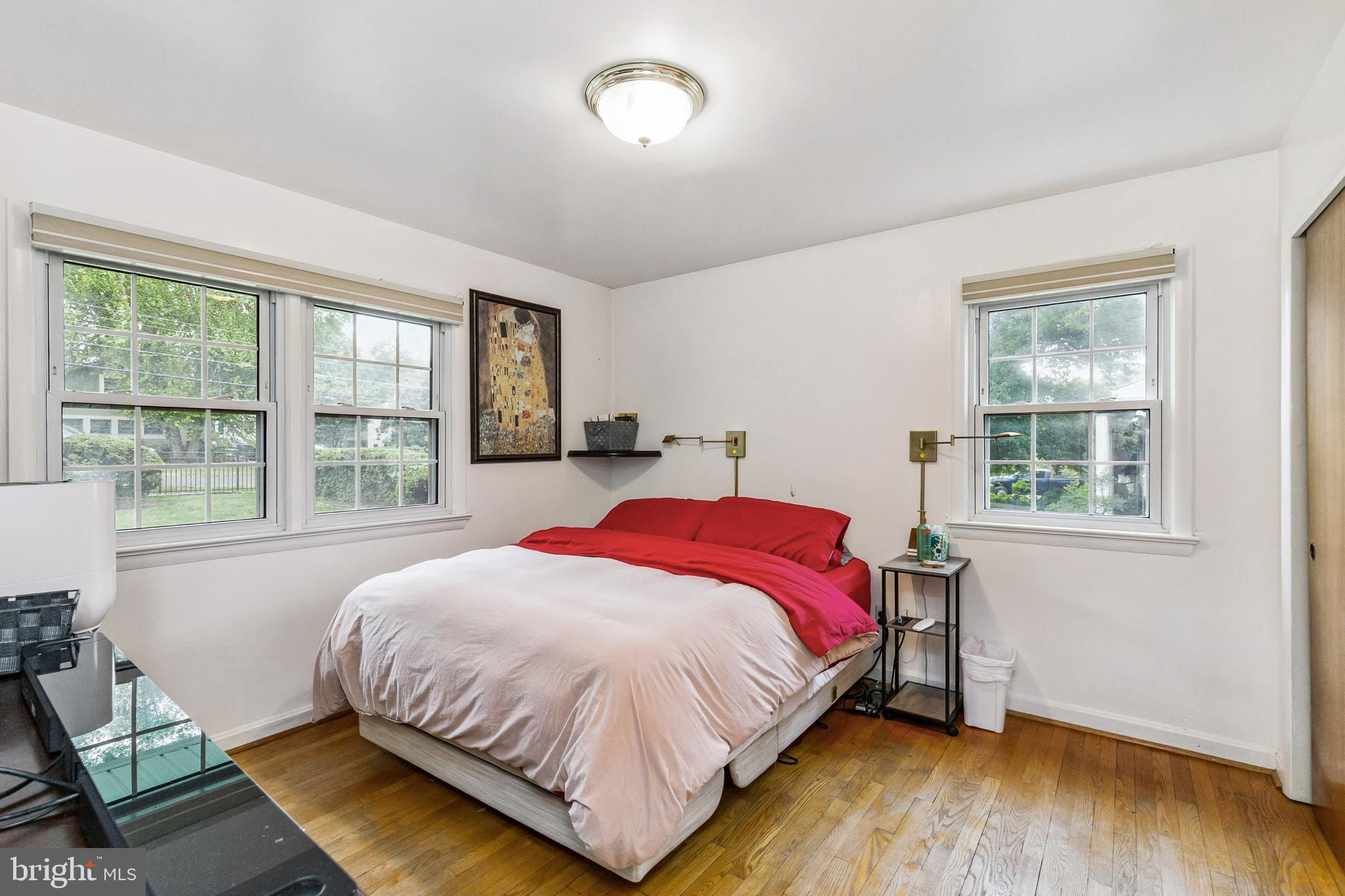 FAIRFAX ACRES - Residential