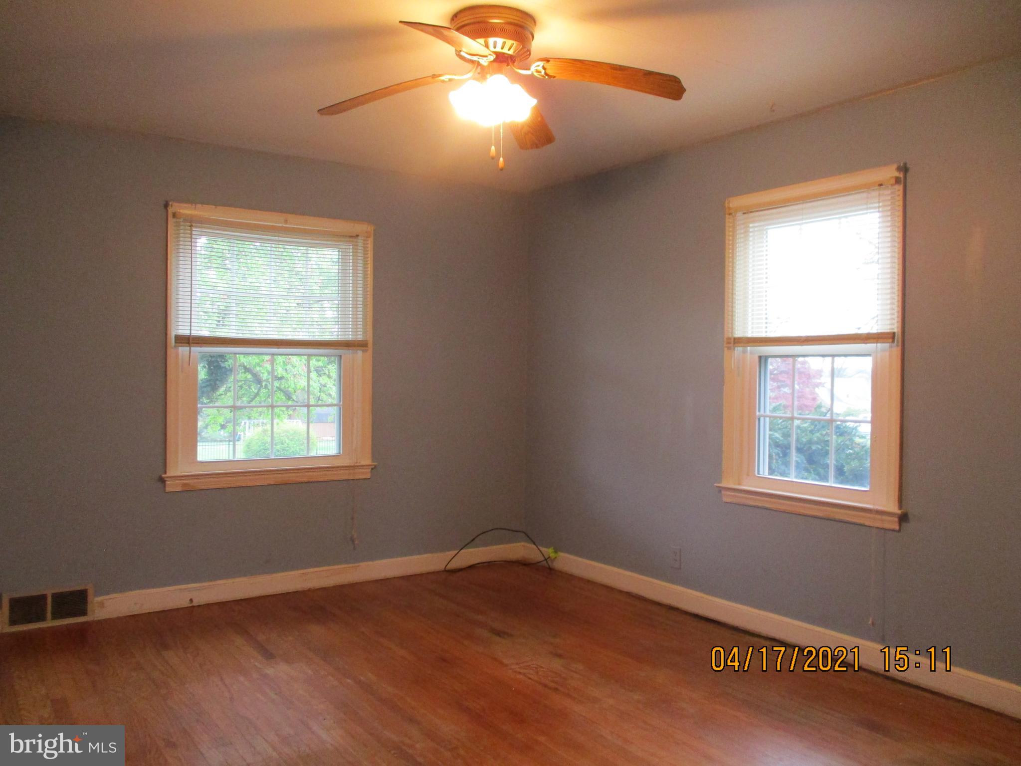 HILLCREST - Residential