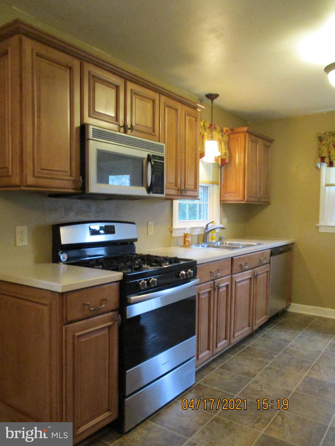 HILLCREST - Residential