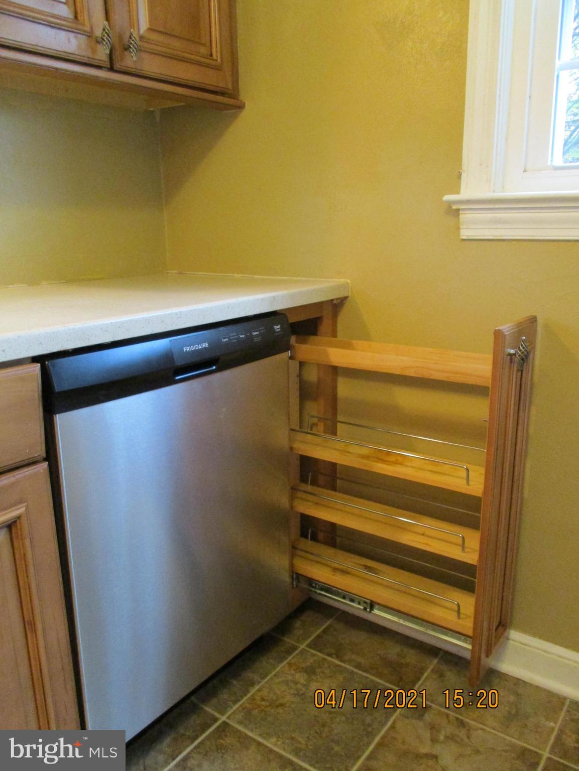 HILLCREST - Residential