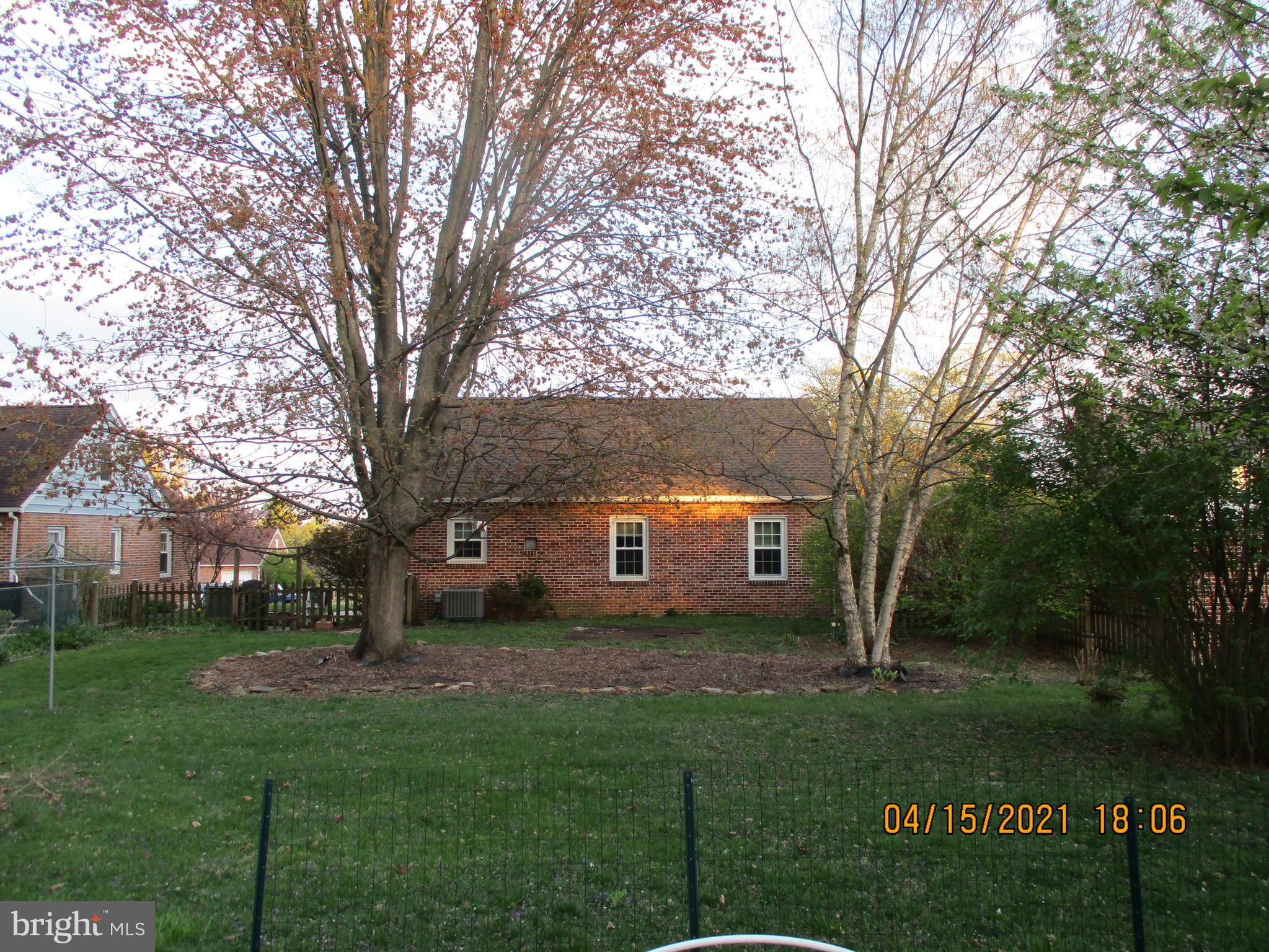 HILLCREST - Residential