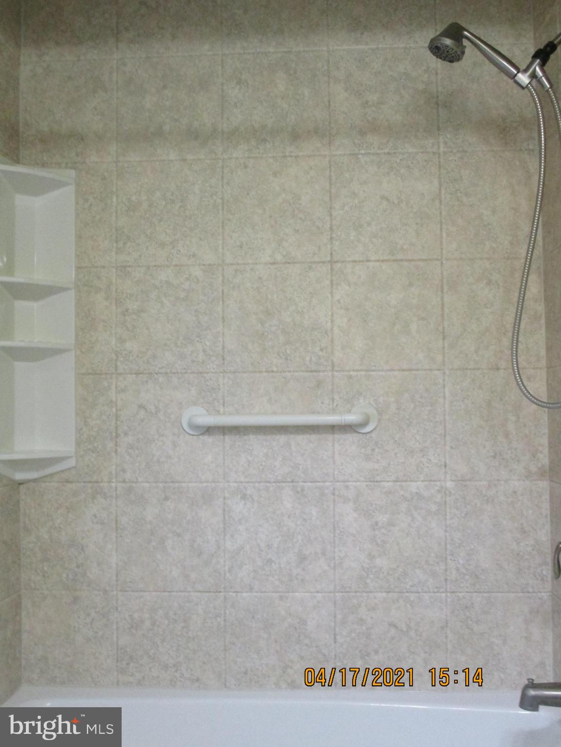 HILLCREST - Residential