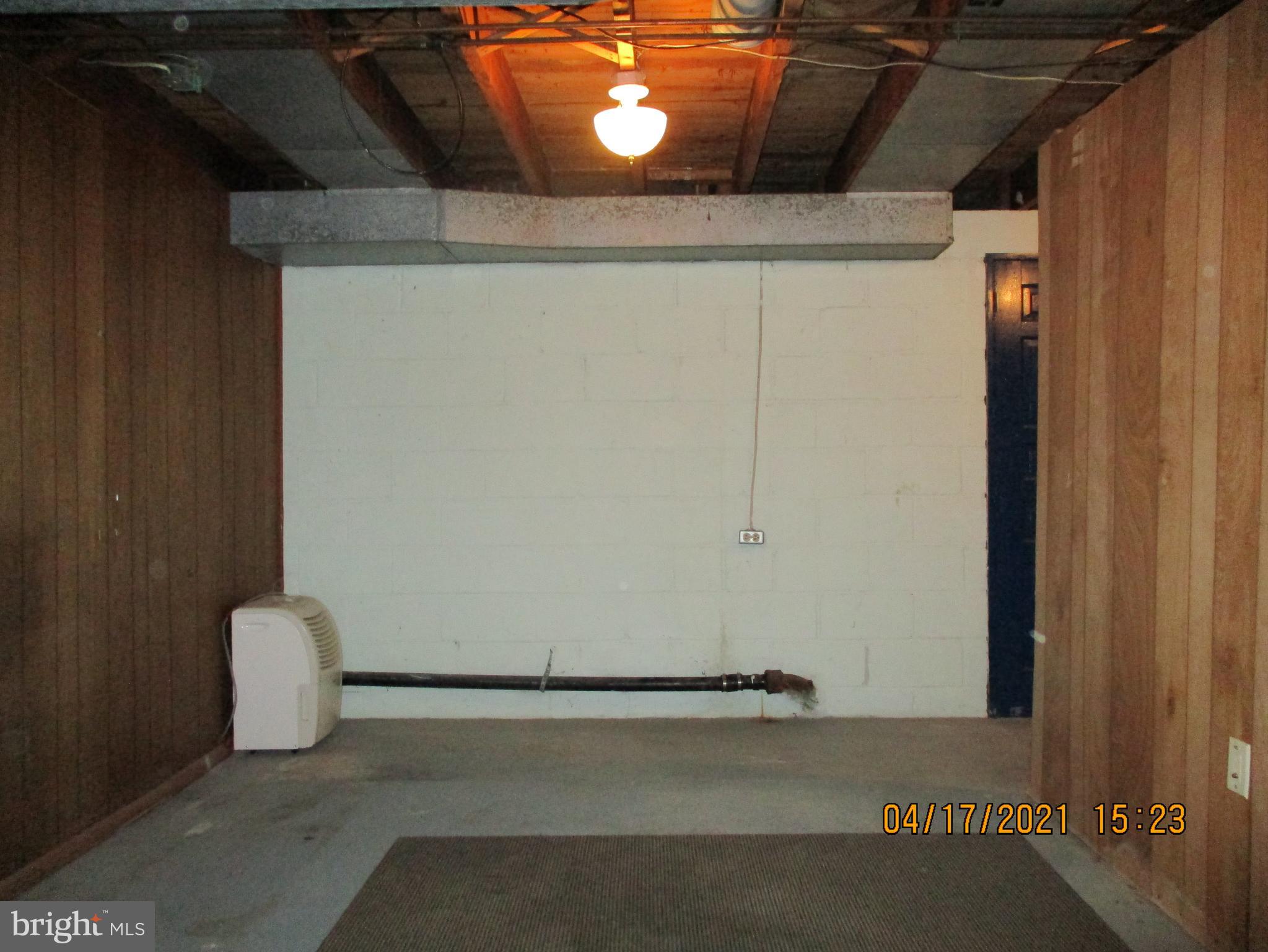 HILLCREST - Residential