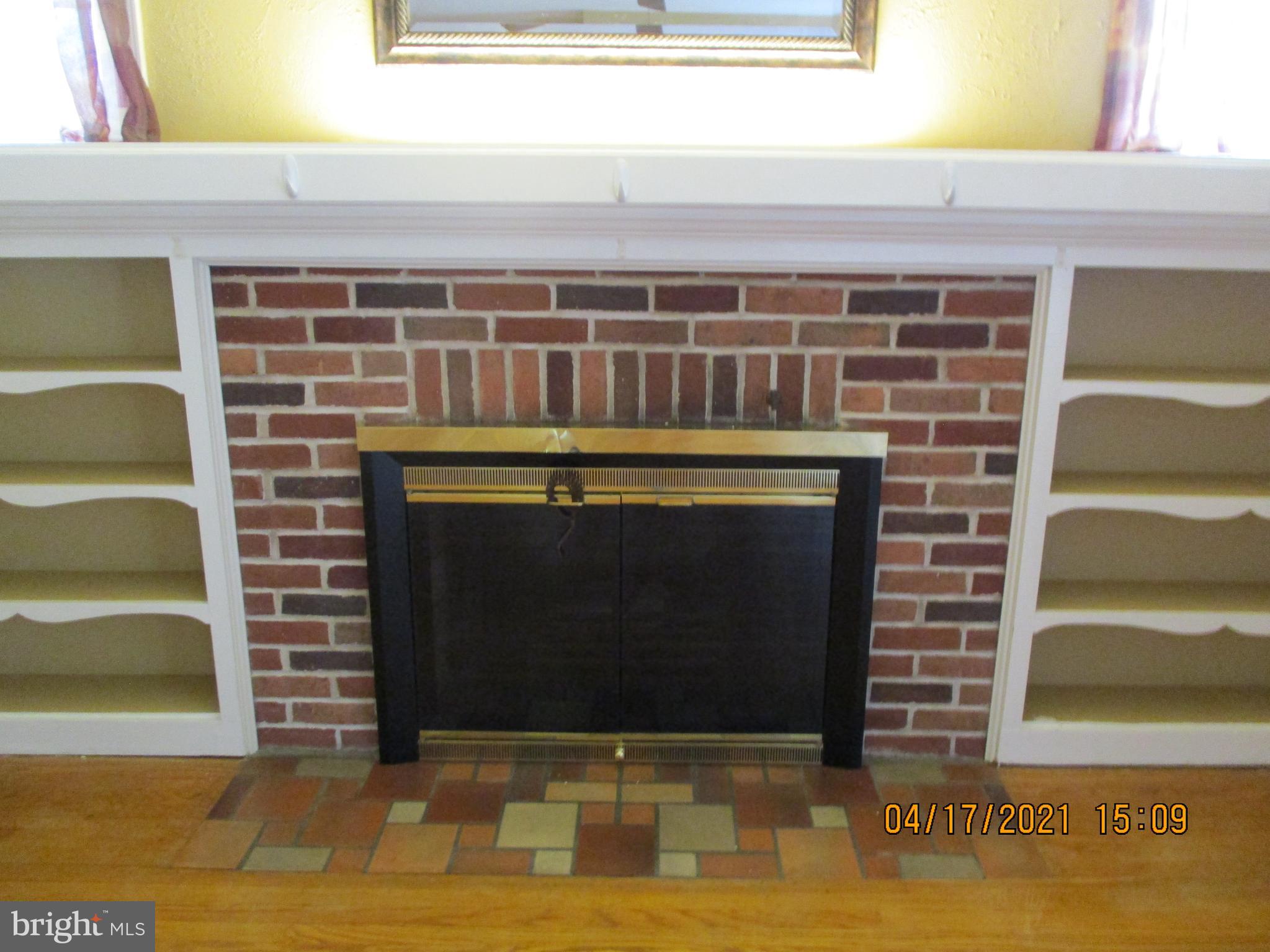 HILLCREST - Residential