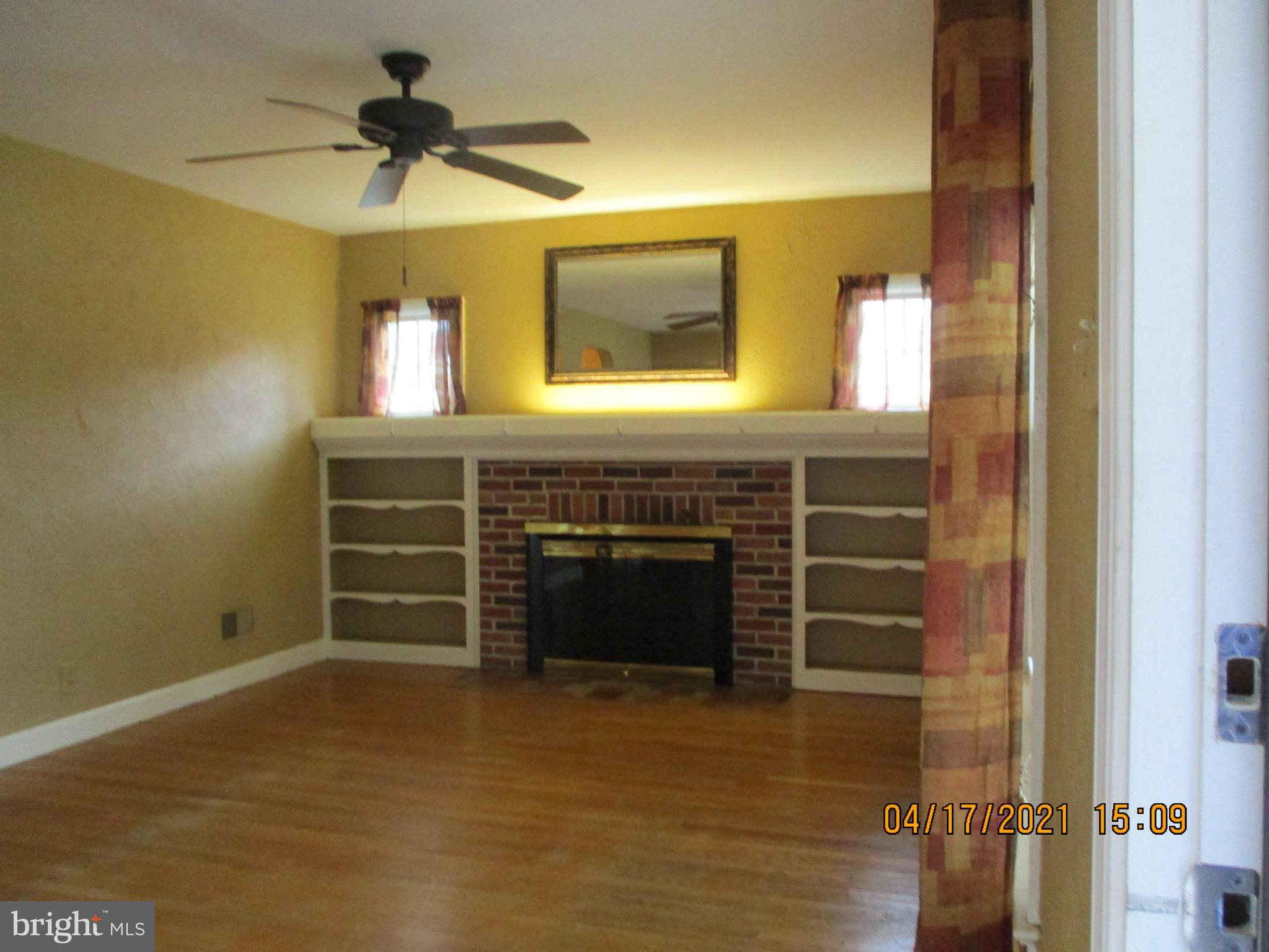 HILLCREST - Residential