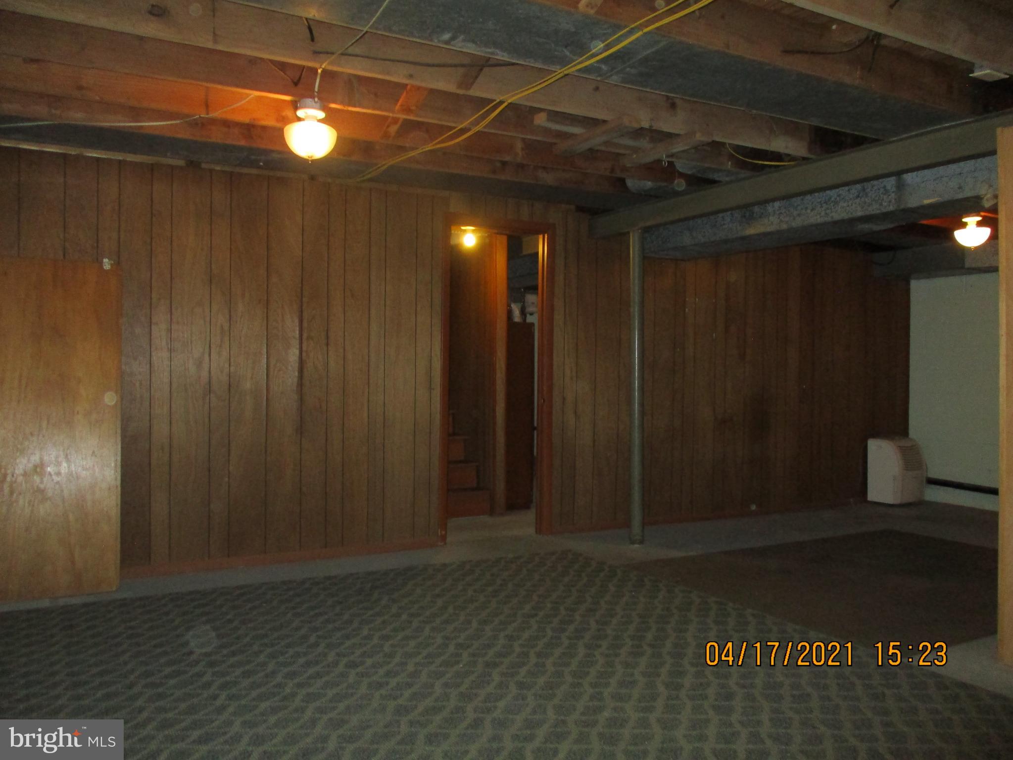 HILLCREST - Residential