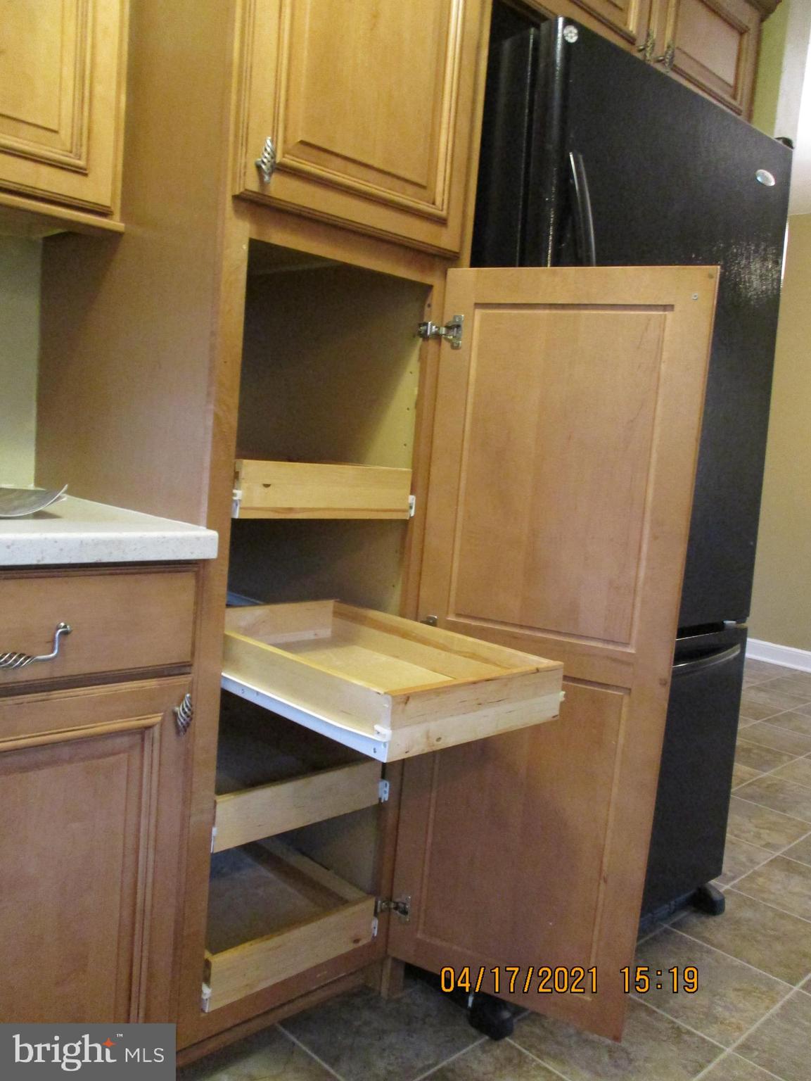 HILLCREST - Residential