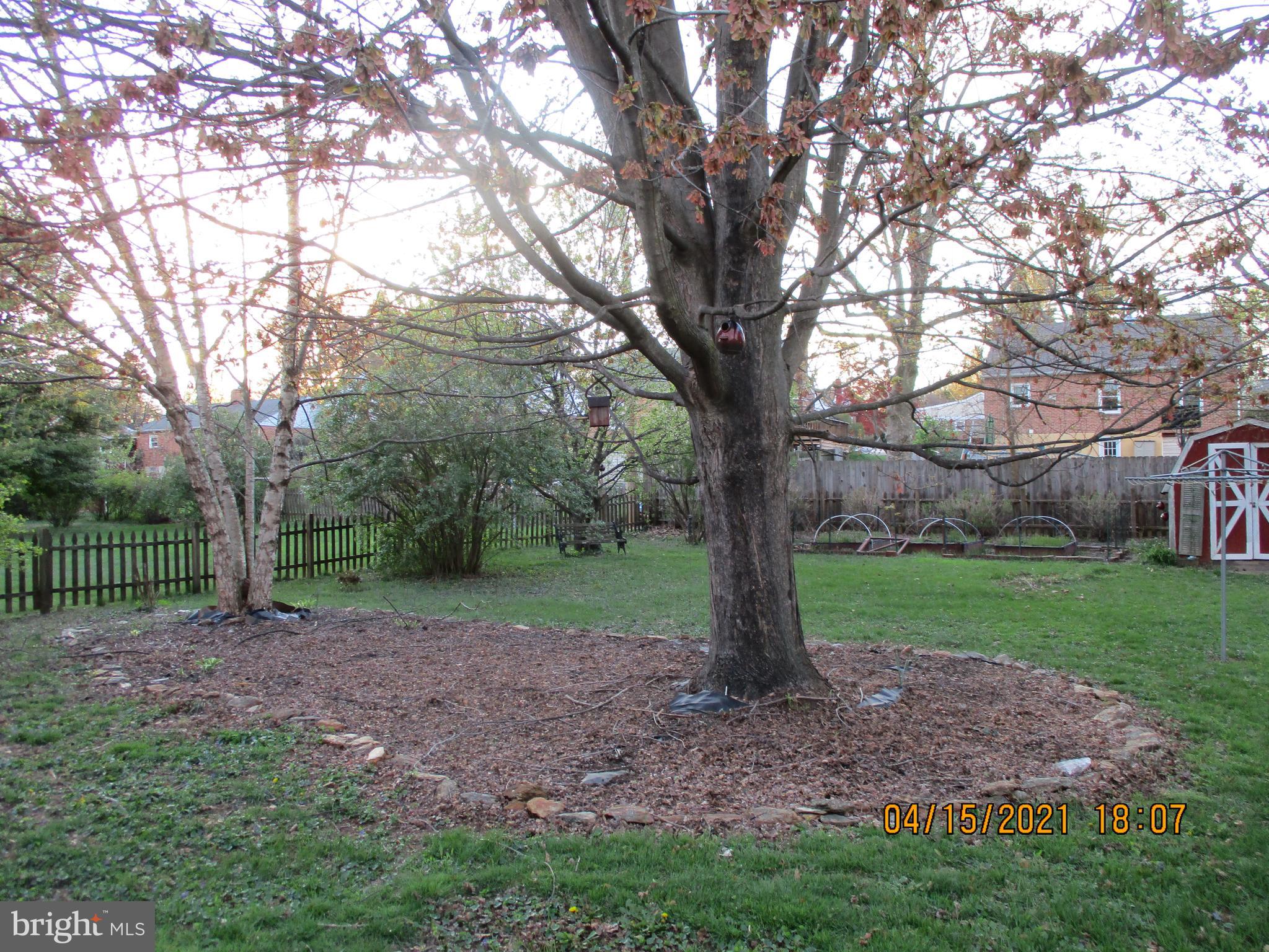 HILLCREST - Residential