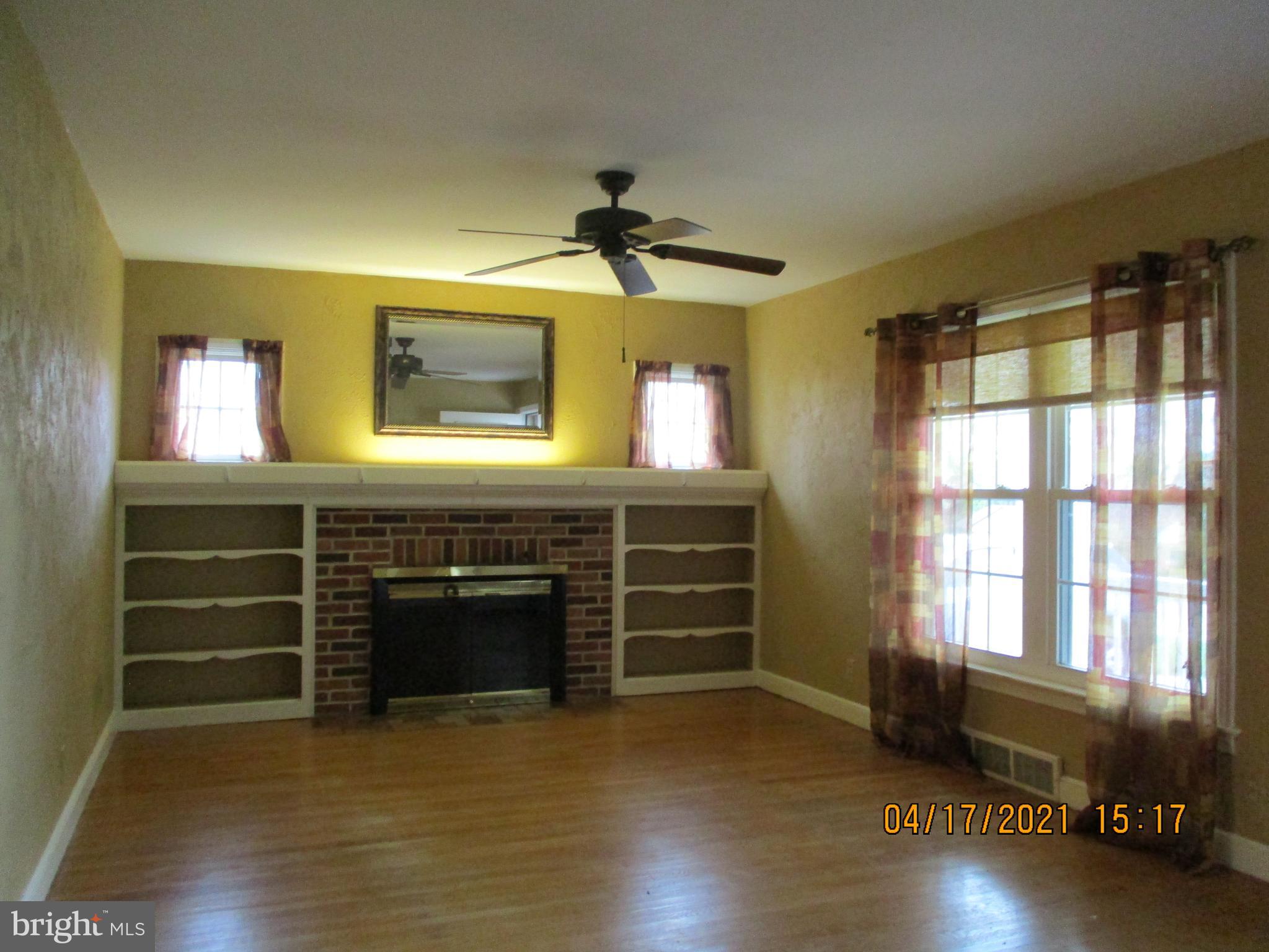 HILLCREST - Residential