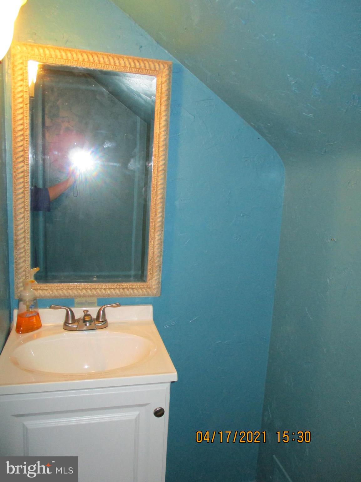 HILLCREST - Residential