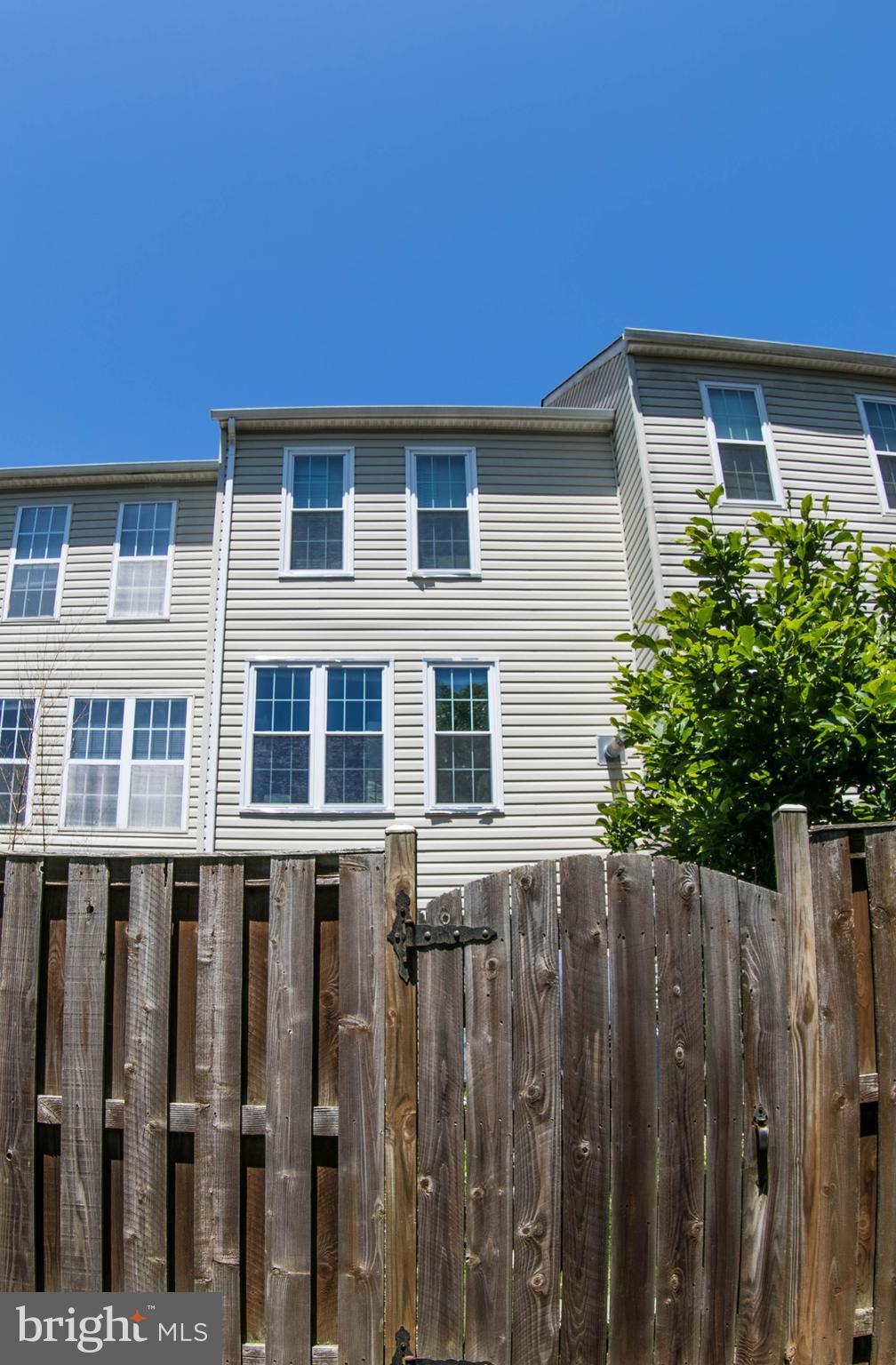 REGENTS WALK - Residential