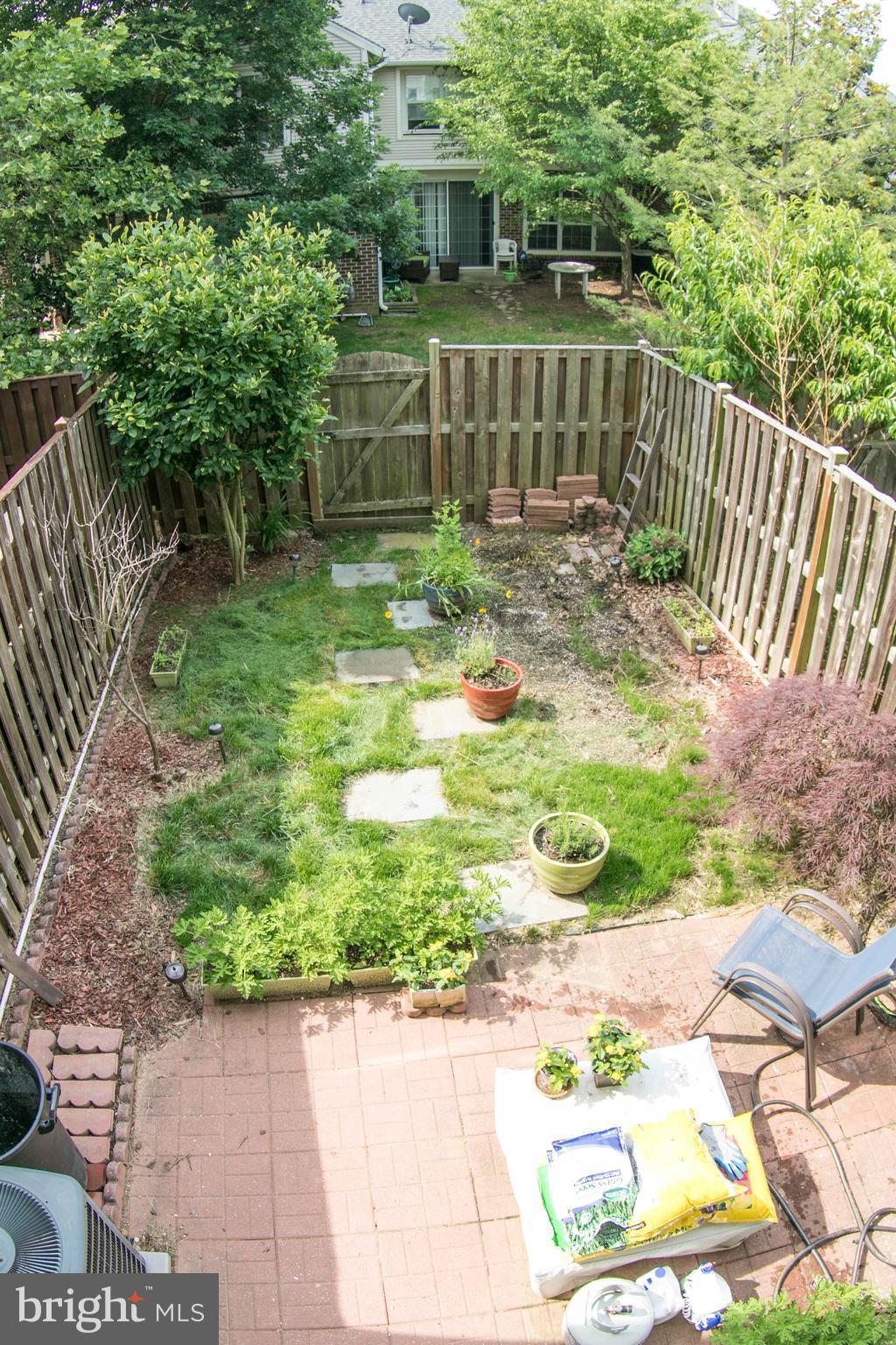 REGENTS WALK - Residential