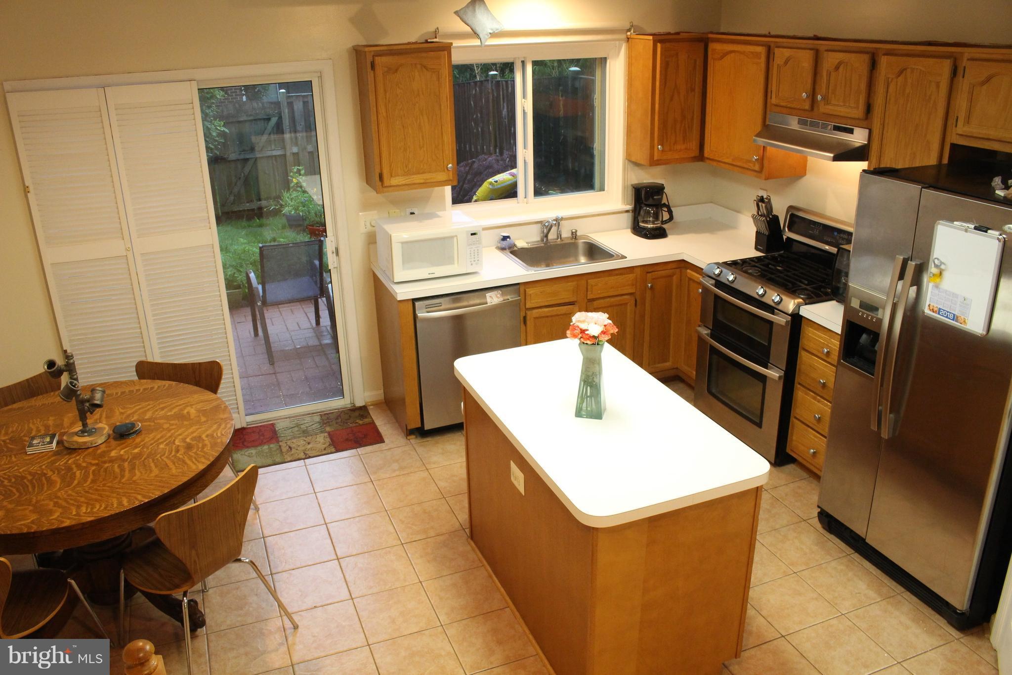 REGENTS WALK - Residential