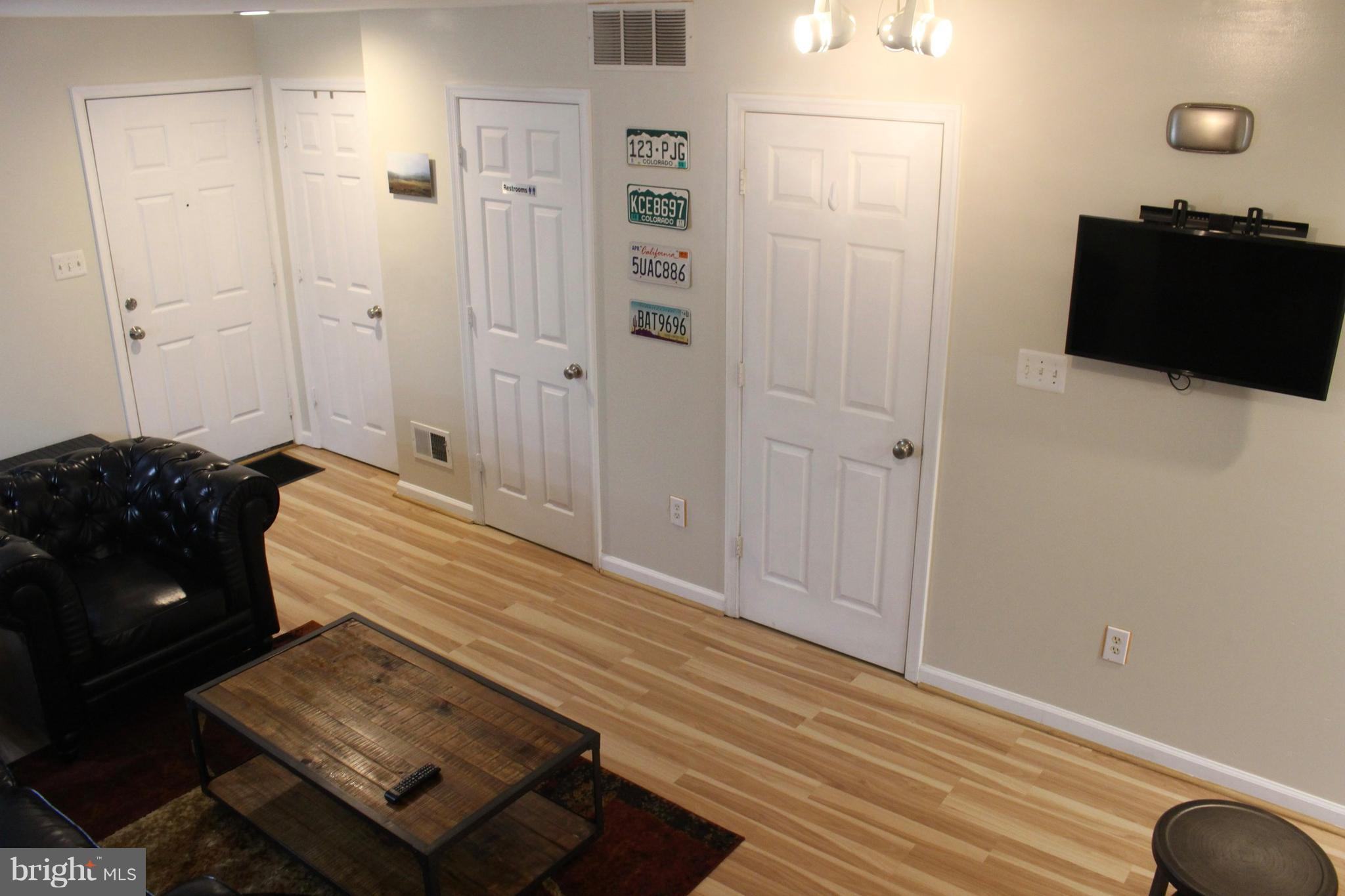 REGENTS WALK - Residential