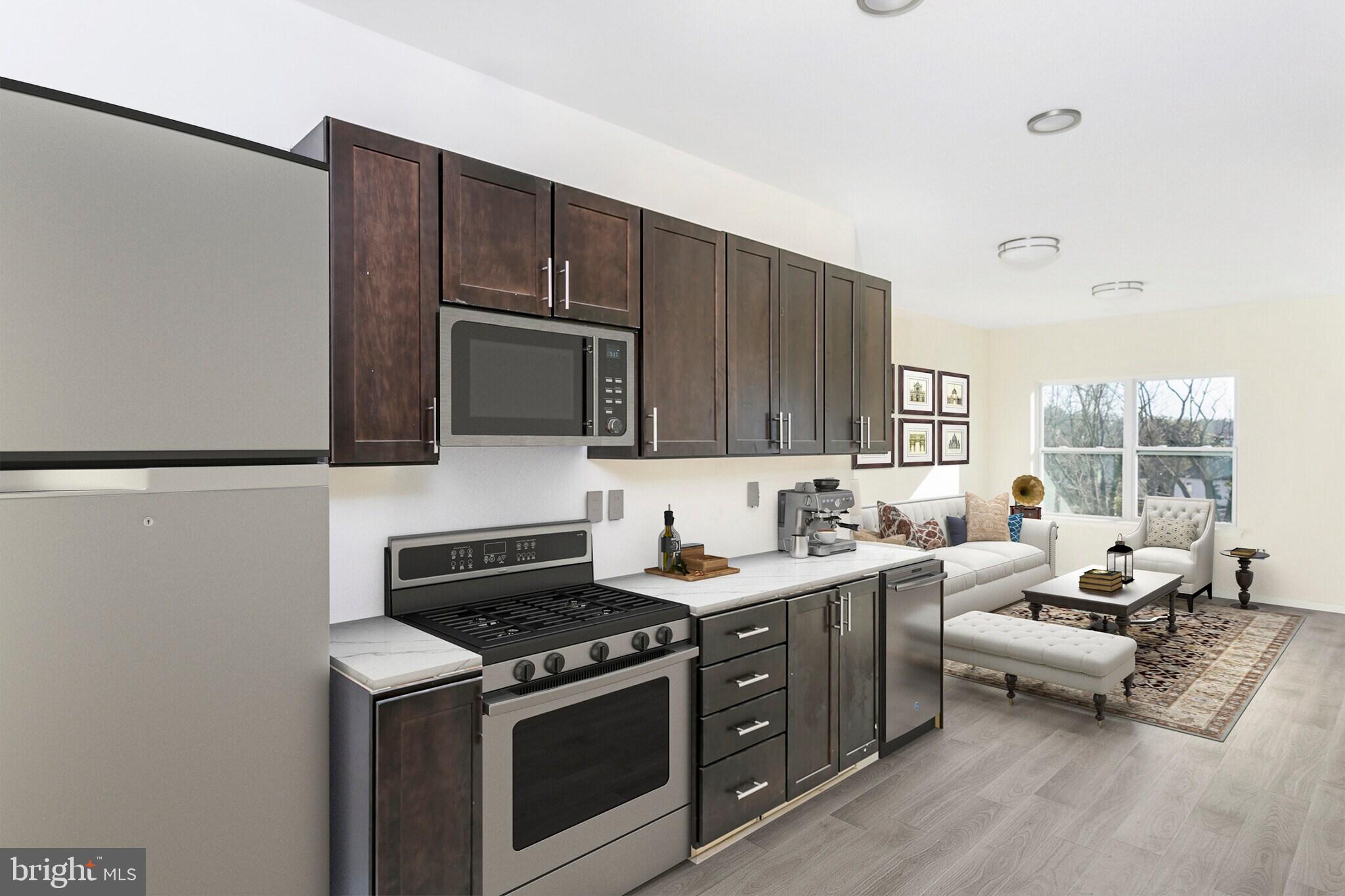 GARDENVILLE - Residential Lease