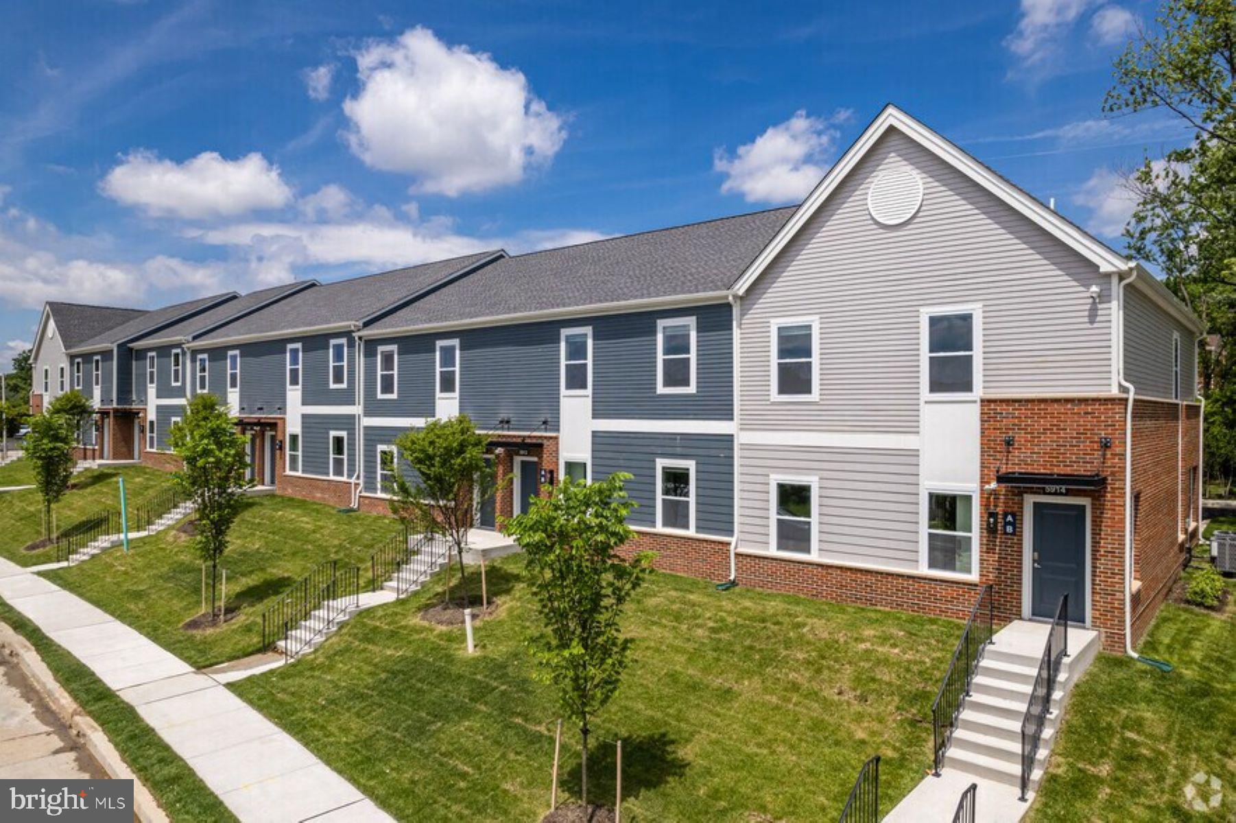 GARDENVILLE - Residential Lease