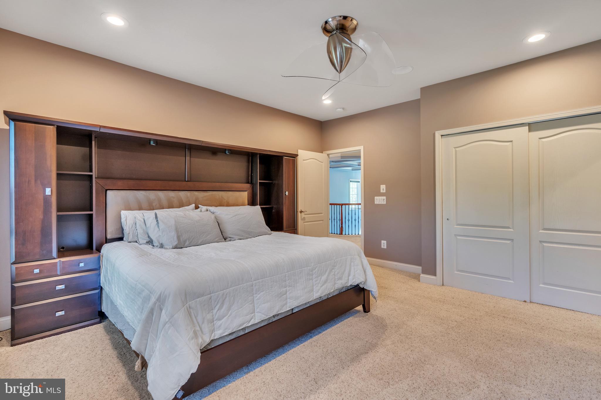 DOMINION VALLEY COUNTRY CLUB - Residential