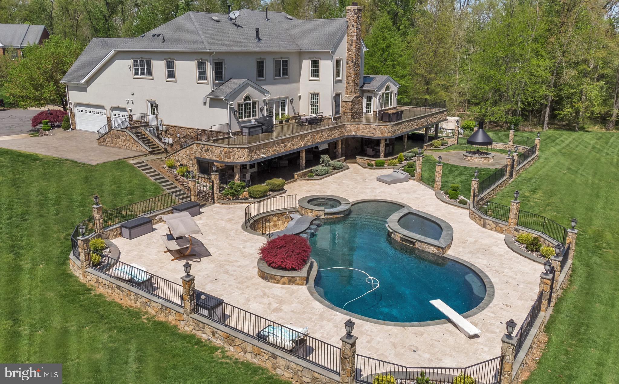 DOMINION VALLEY COUNTRY CLUB - Residential