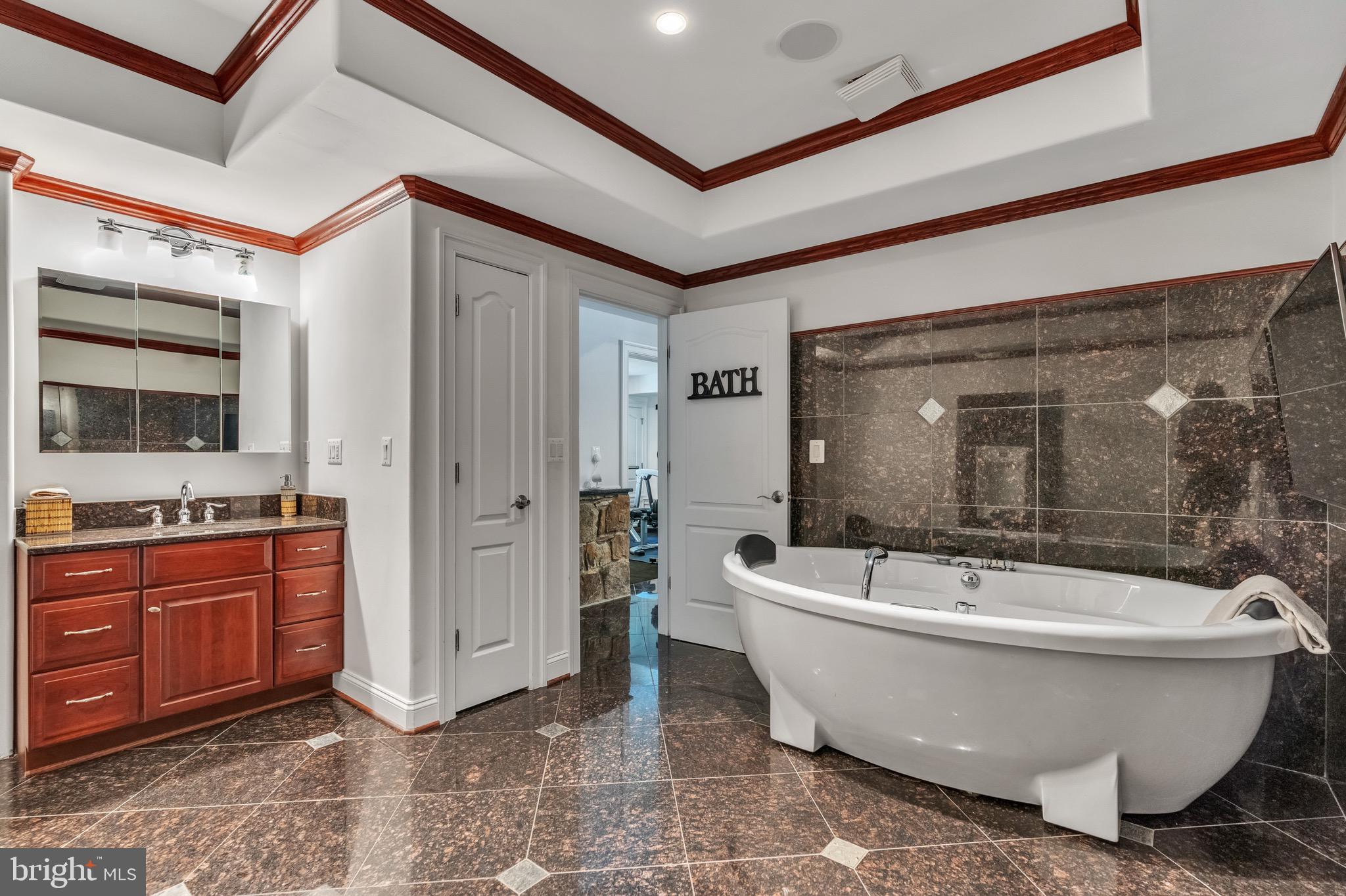 DOMINION VALLEY COUNTRY CLUB - Residential