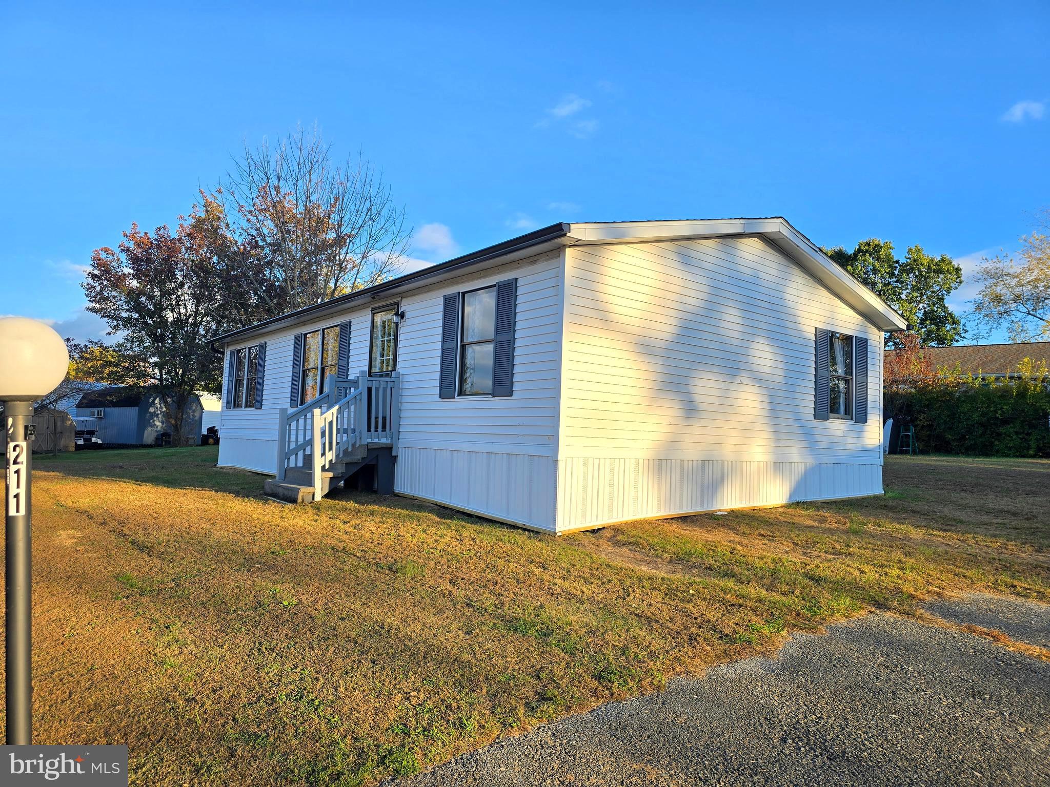 211 MERRY STREET